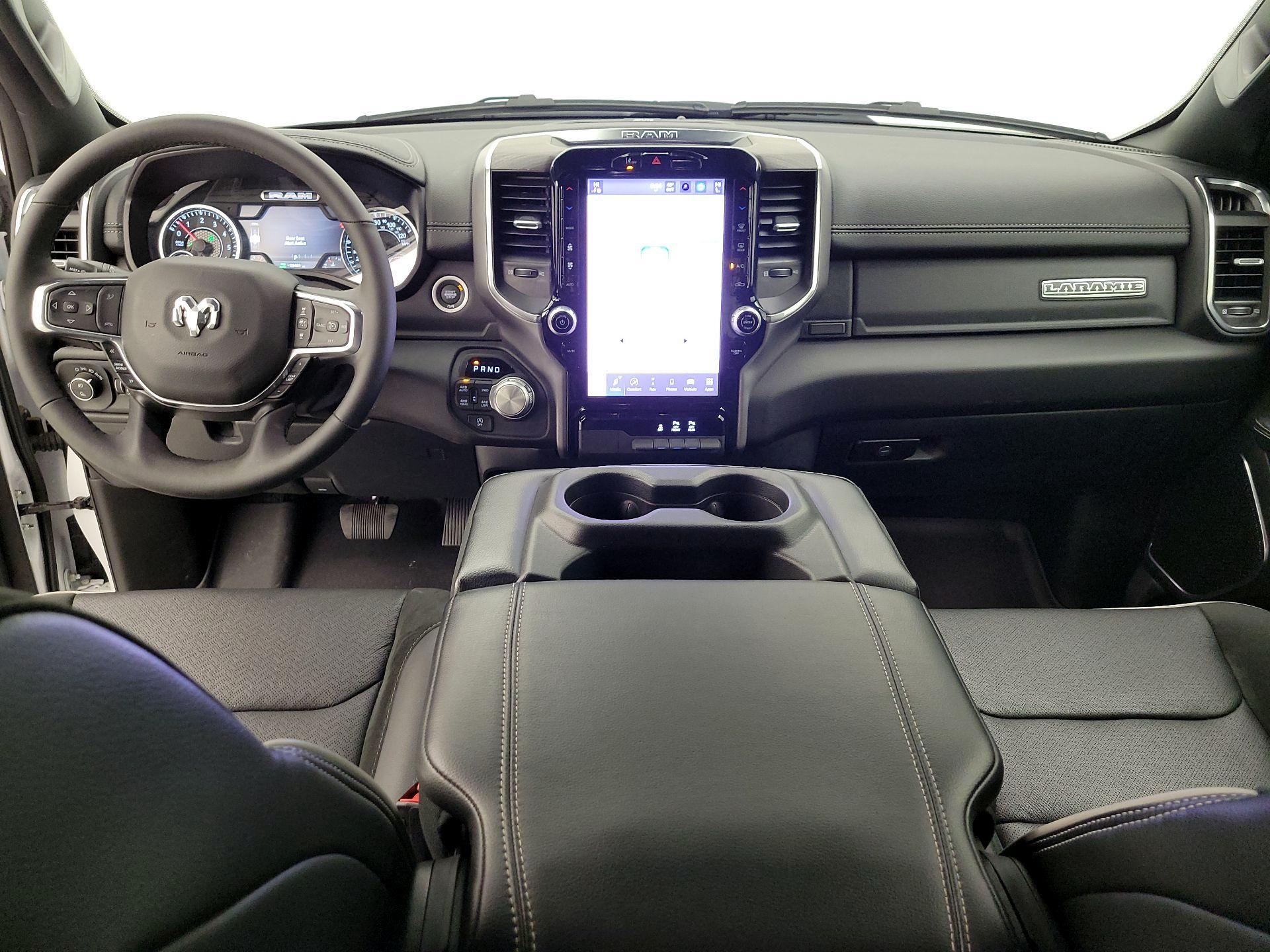 Thumbnail: 2025 RAM 1500 - 9