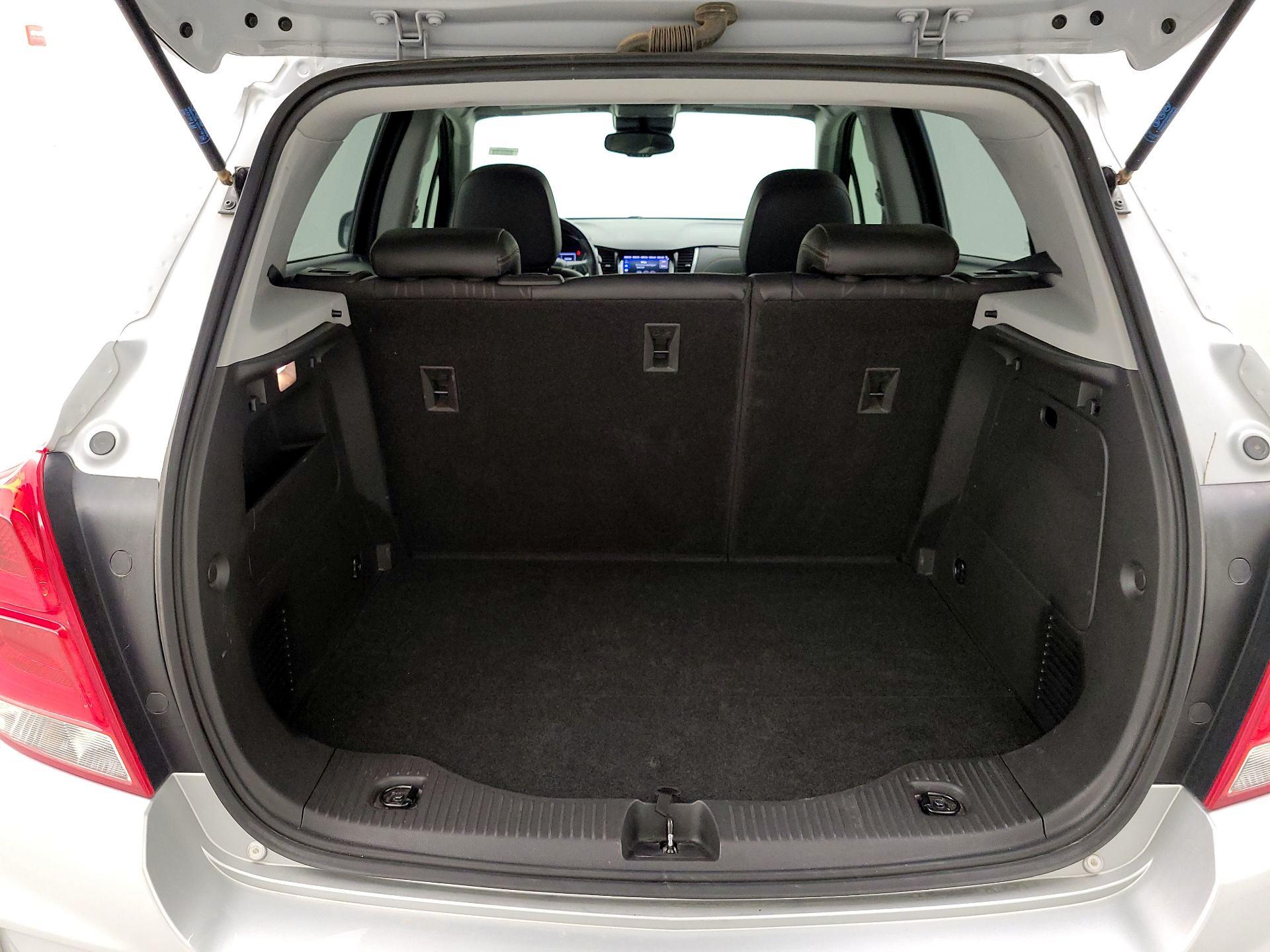 Thumbnail: 2020 Chevrolet Trax - 20