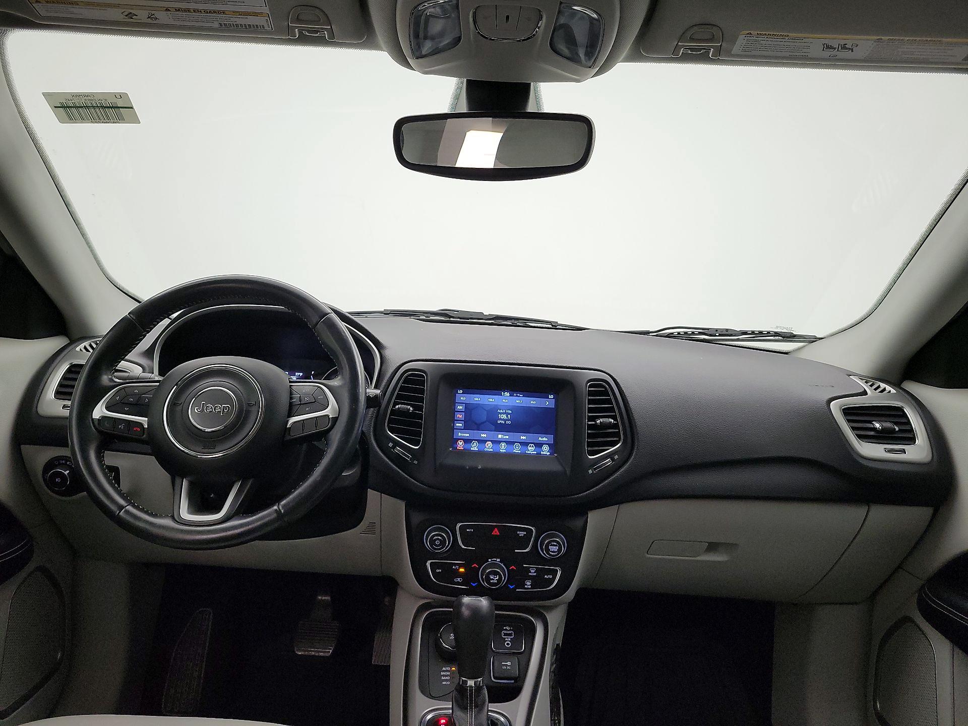 Thumbnail: 2020 Jeep Compass - 9