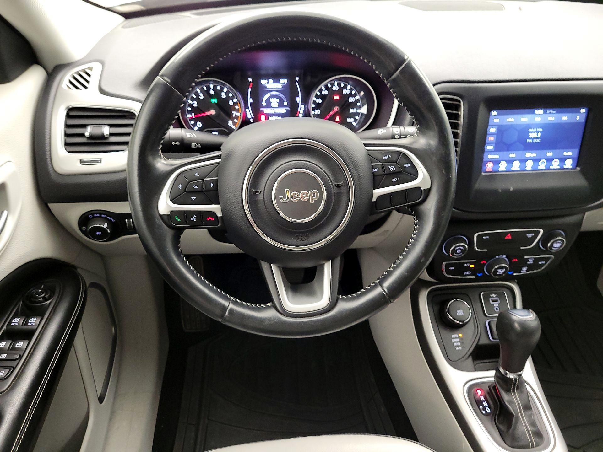 Thumbnail: 2020 Jeep Compass - 10