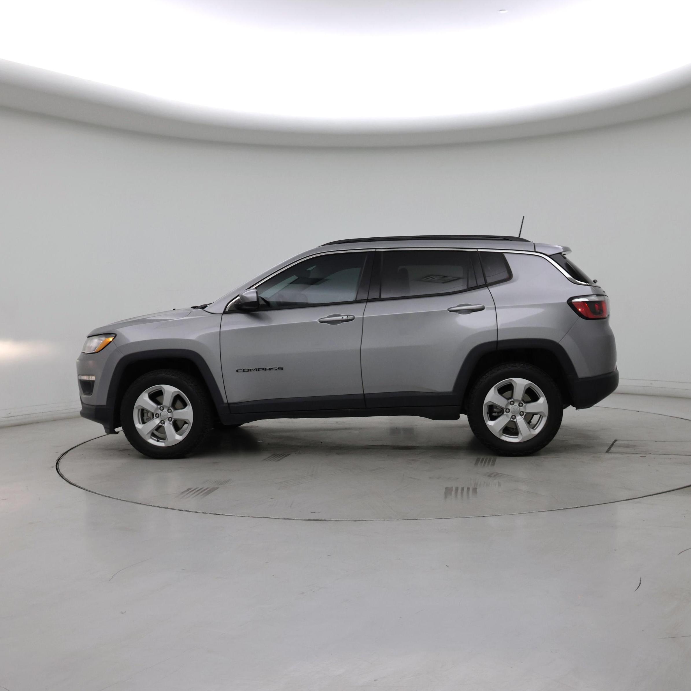 Thumbnail: 2020 Jeep Compass - 3