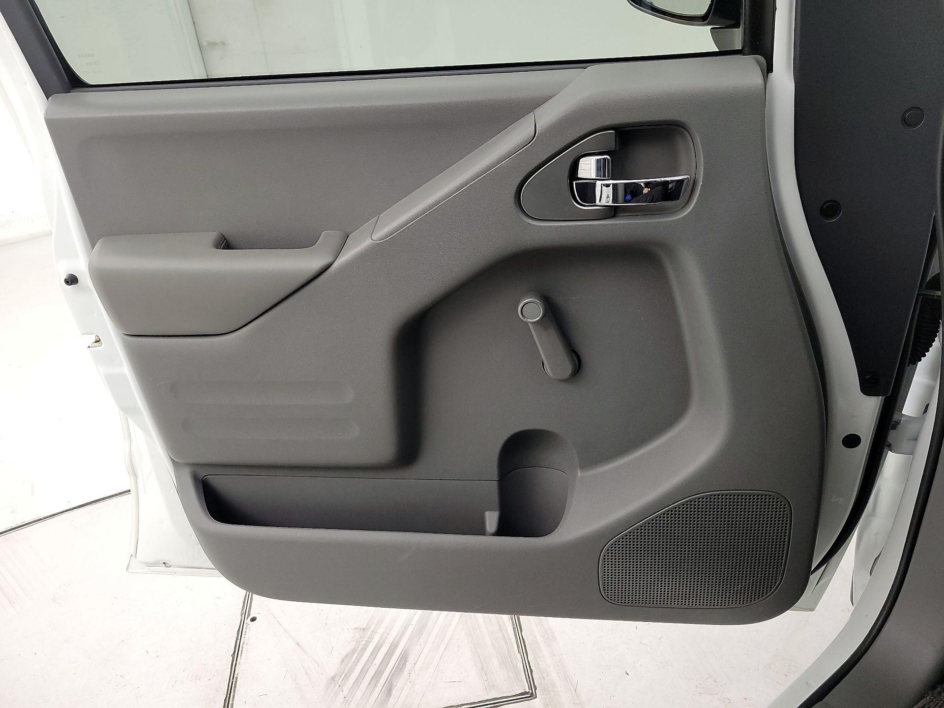 Thumbnail: 2019 Nissan Frontier - 12