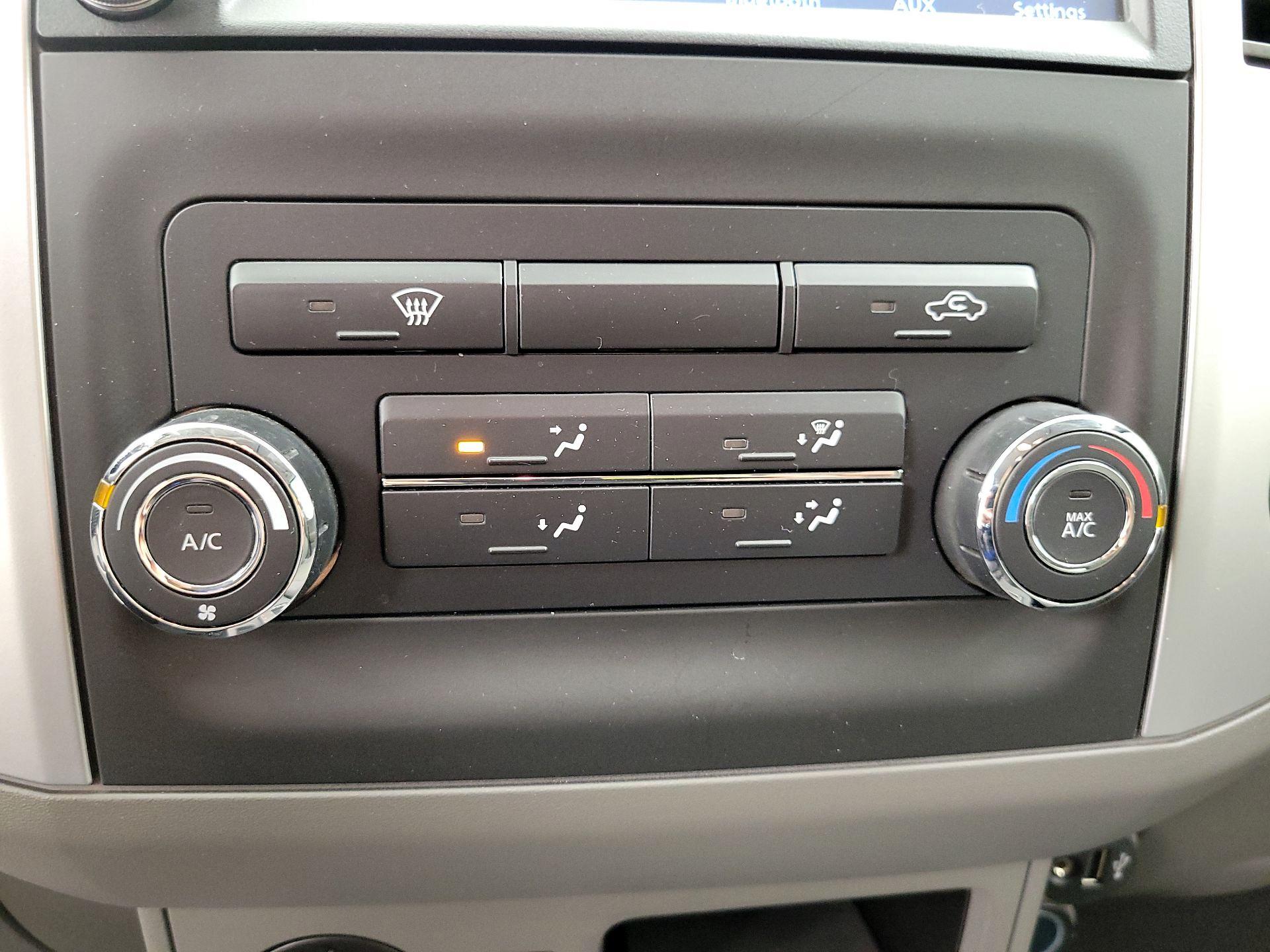 Thumbnail: 2019 Nissan Frontier - 16