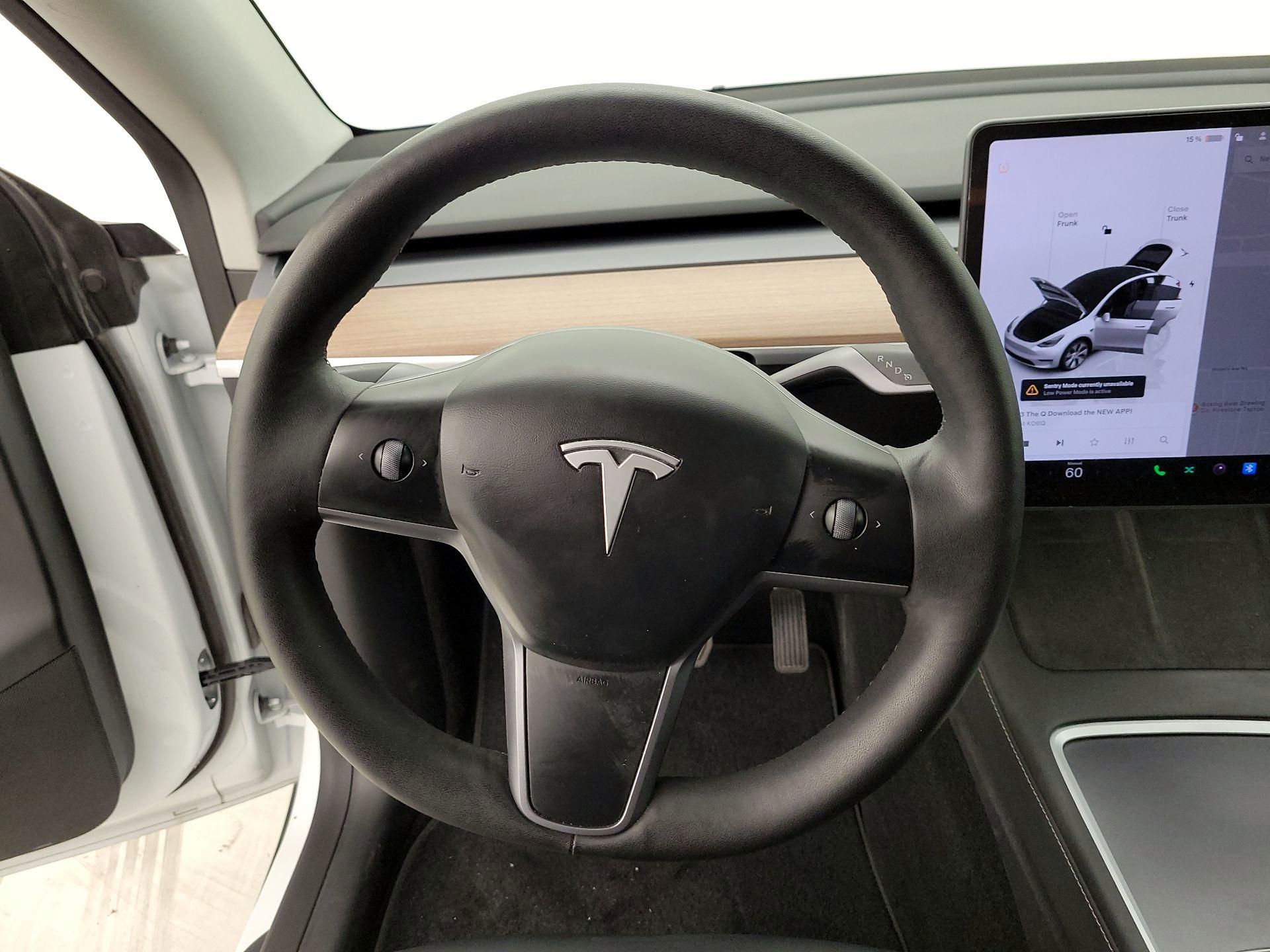 Thumbnail: 2023 Tesla Model Y - 10