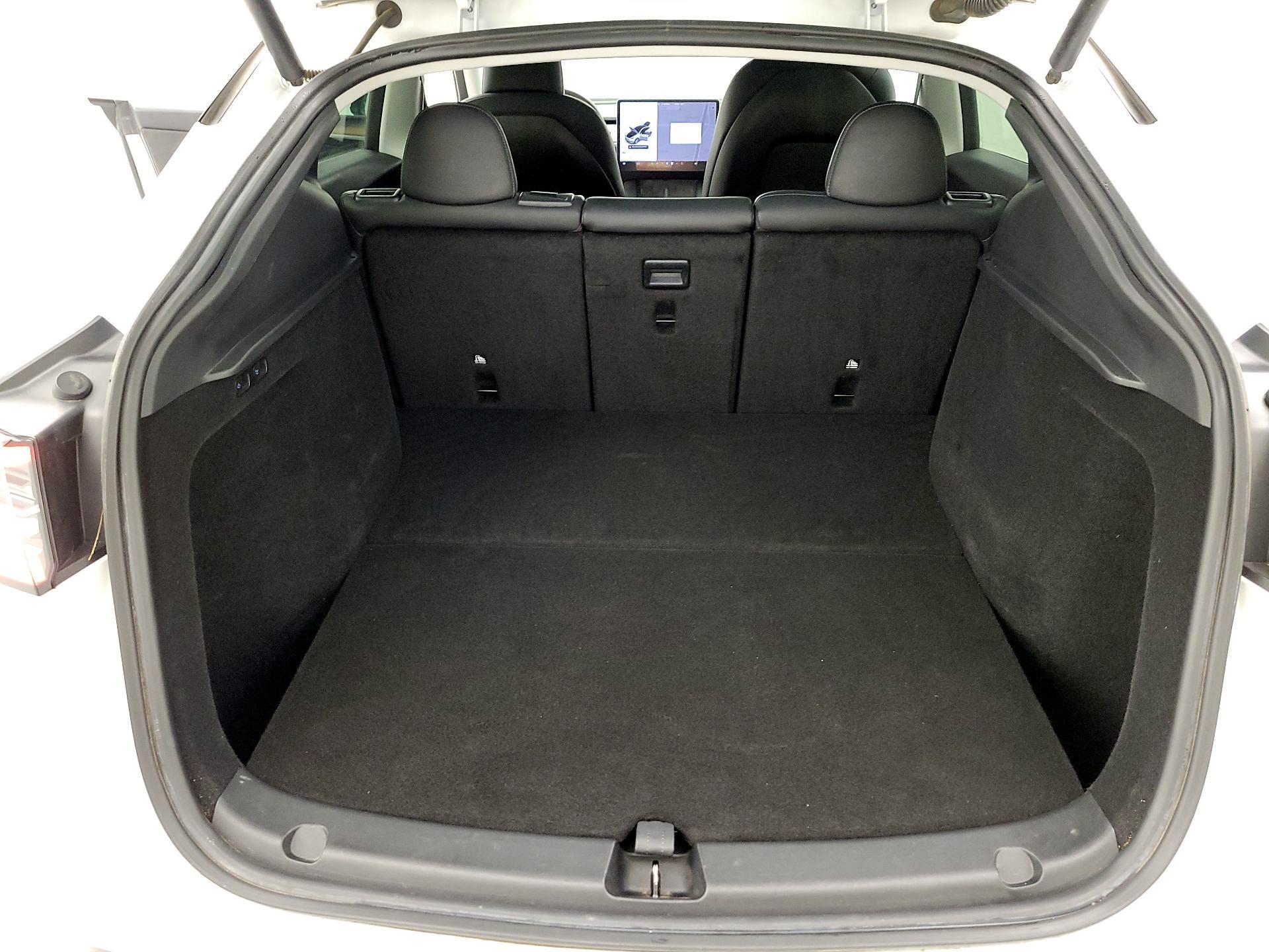 Thumbnail: 2023 Tesla Model Y - 19