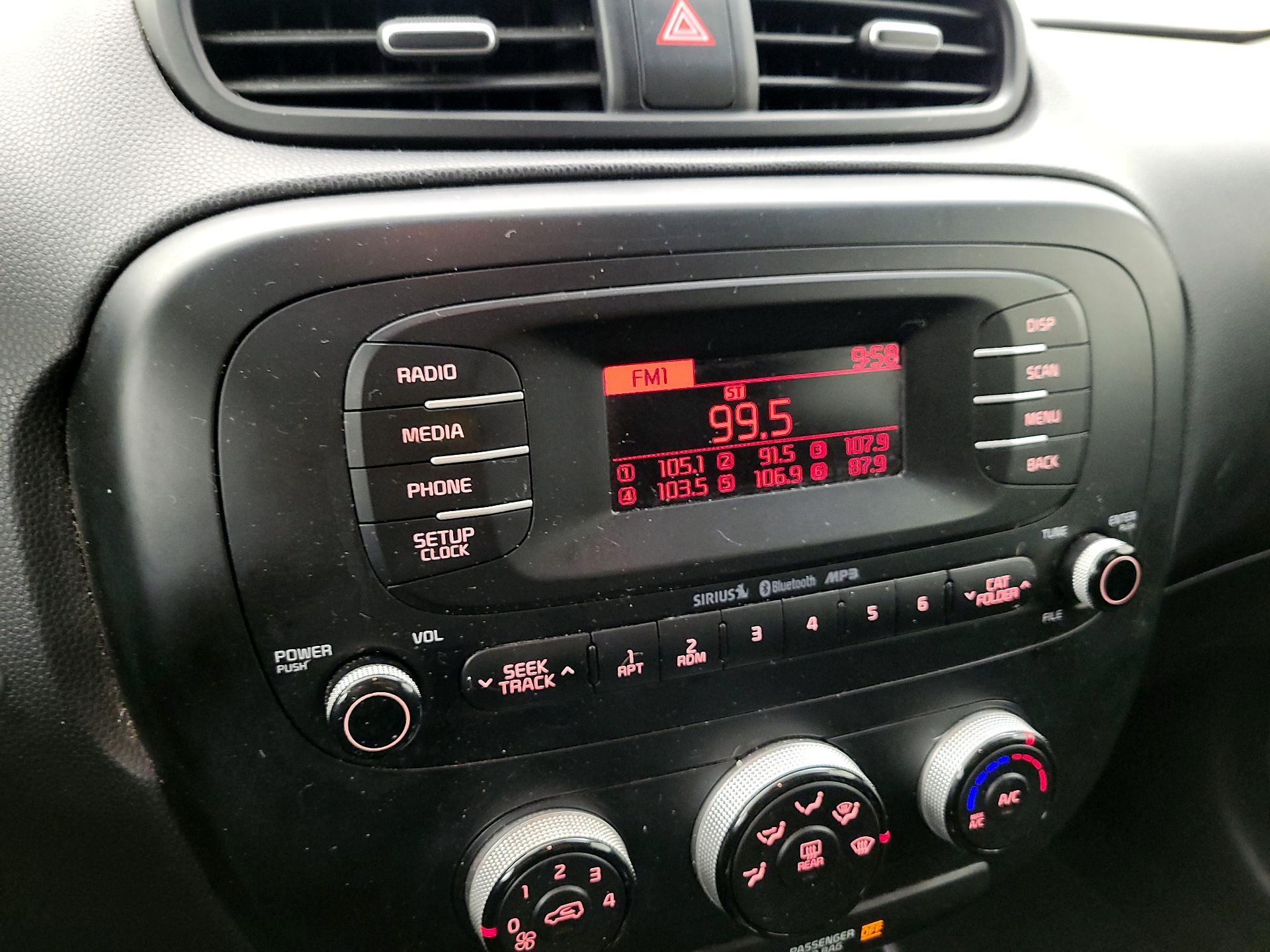 Thumbnail: 2015 Kia Soul - 14