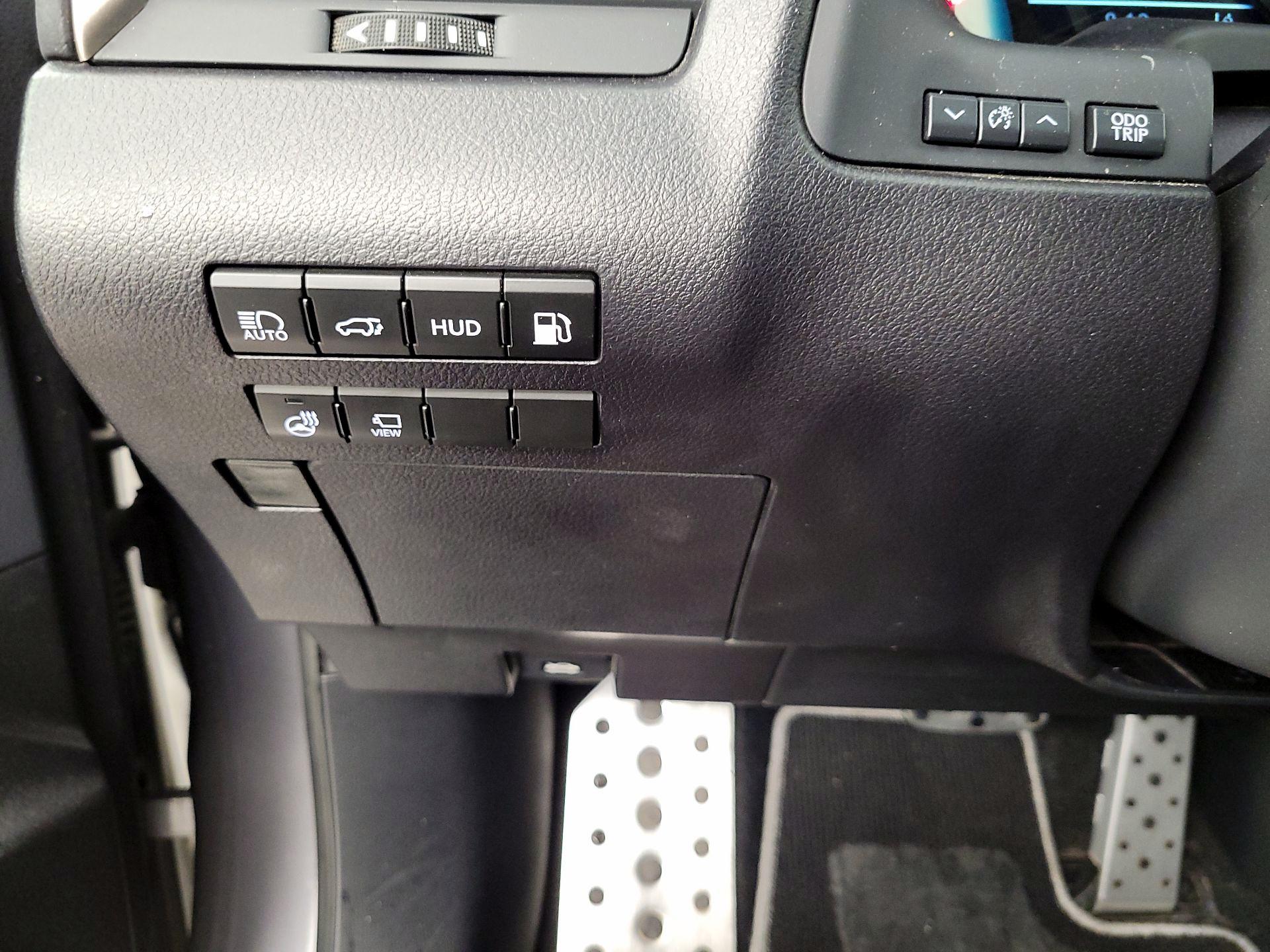 Thumbnail: 2019 Lexus RX - 13