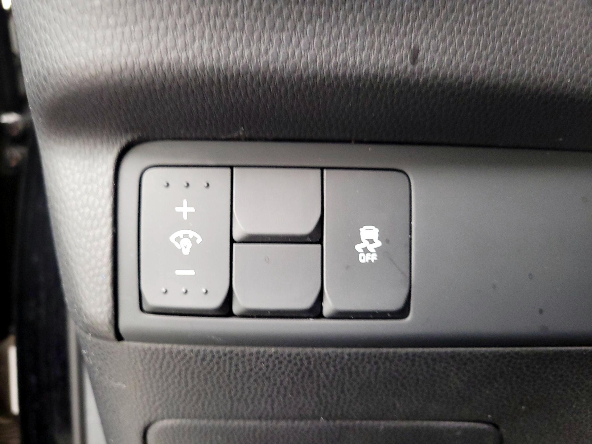 Thumbnail: 2014 Kia Soul - 13