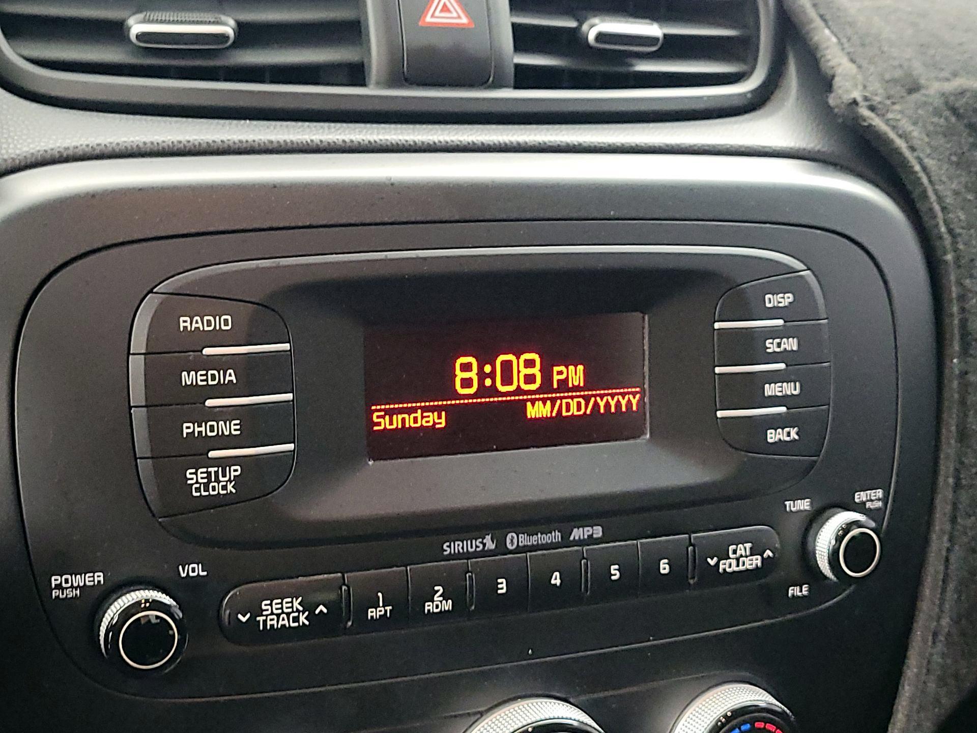 Thumbnail: 2014 Kia Soul - 14