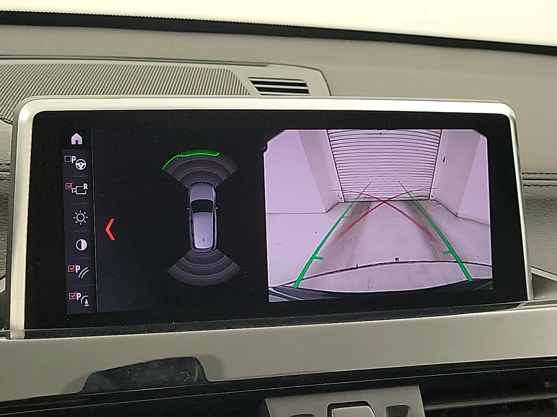 Thumbnail: 2022 BMW X1 - 14