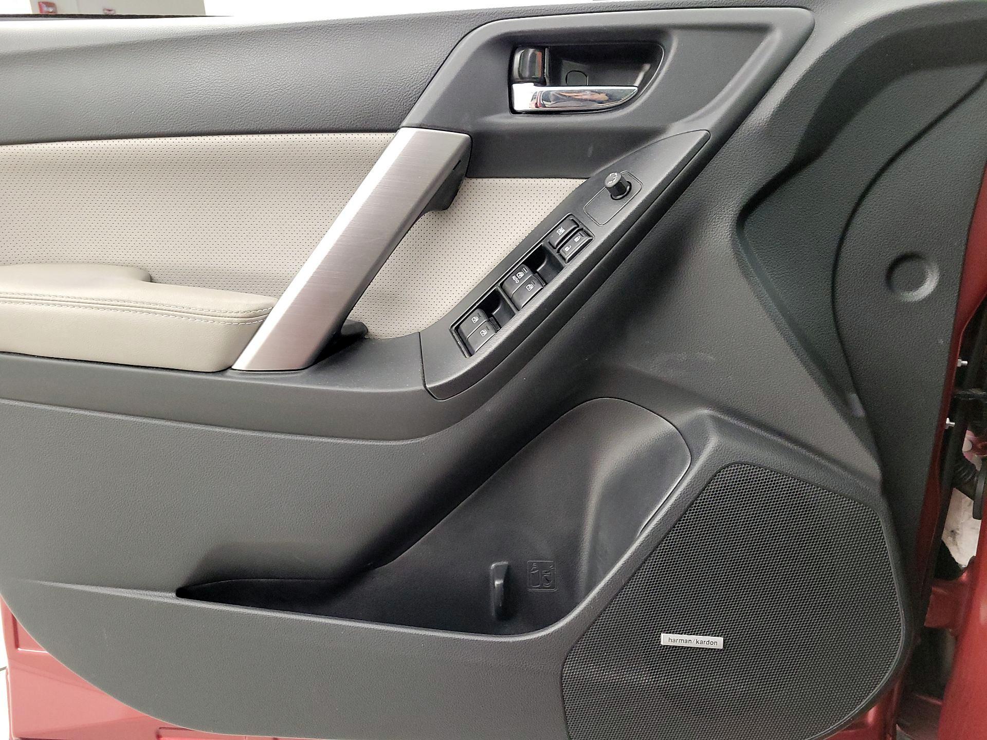 Thumbnail: 2015 Subaru Forester - 12