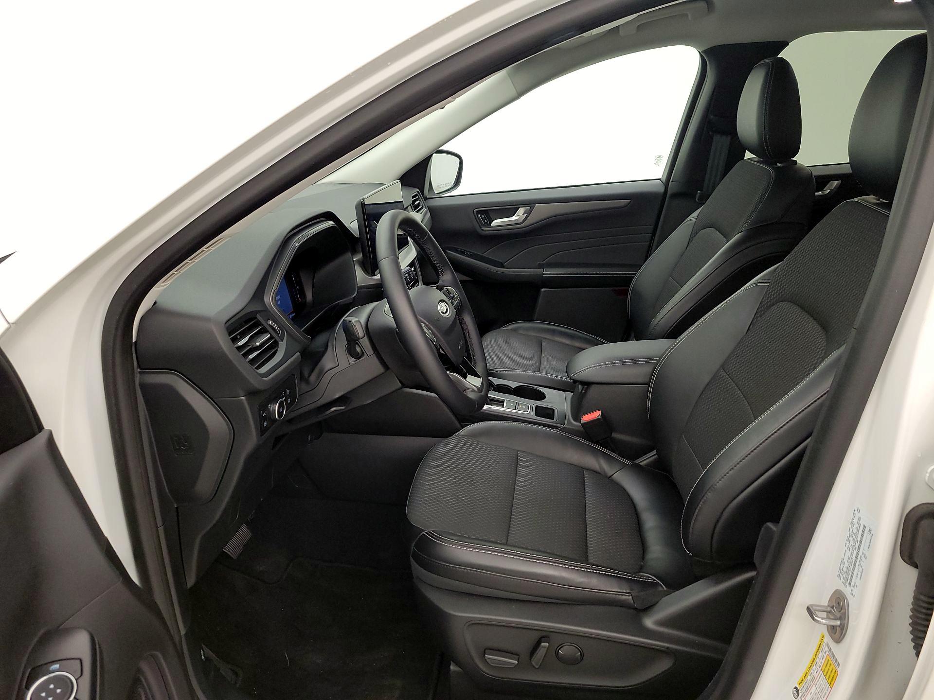 Thumbnail: 2023 Ford Escape - 11