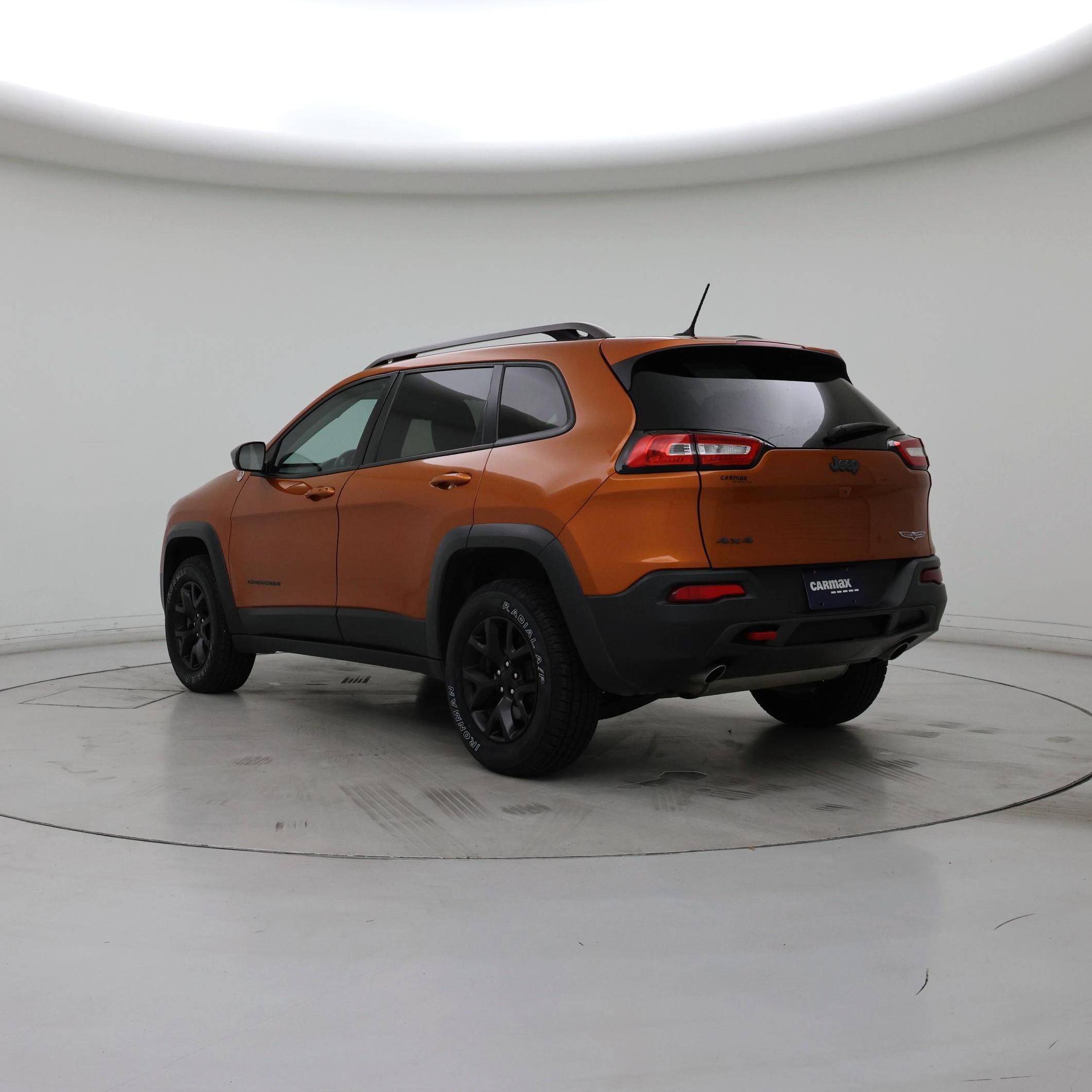 Thumbnail: 2015 Jeep Cherokee - 2