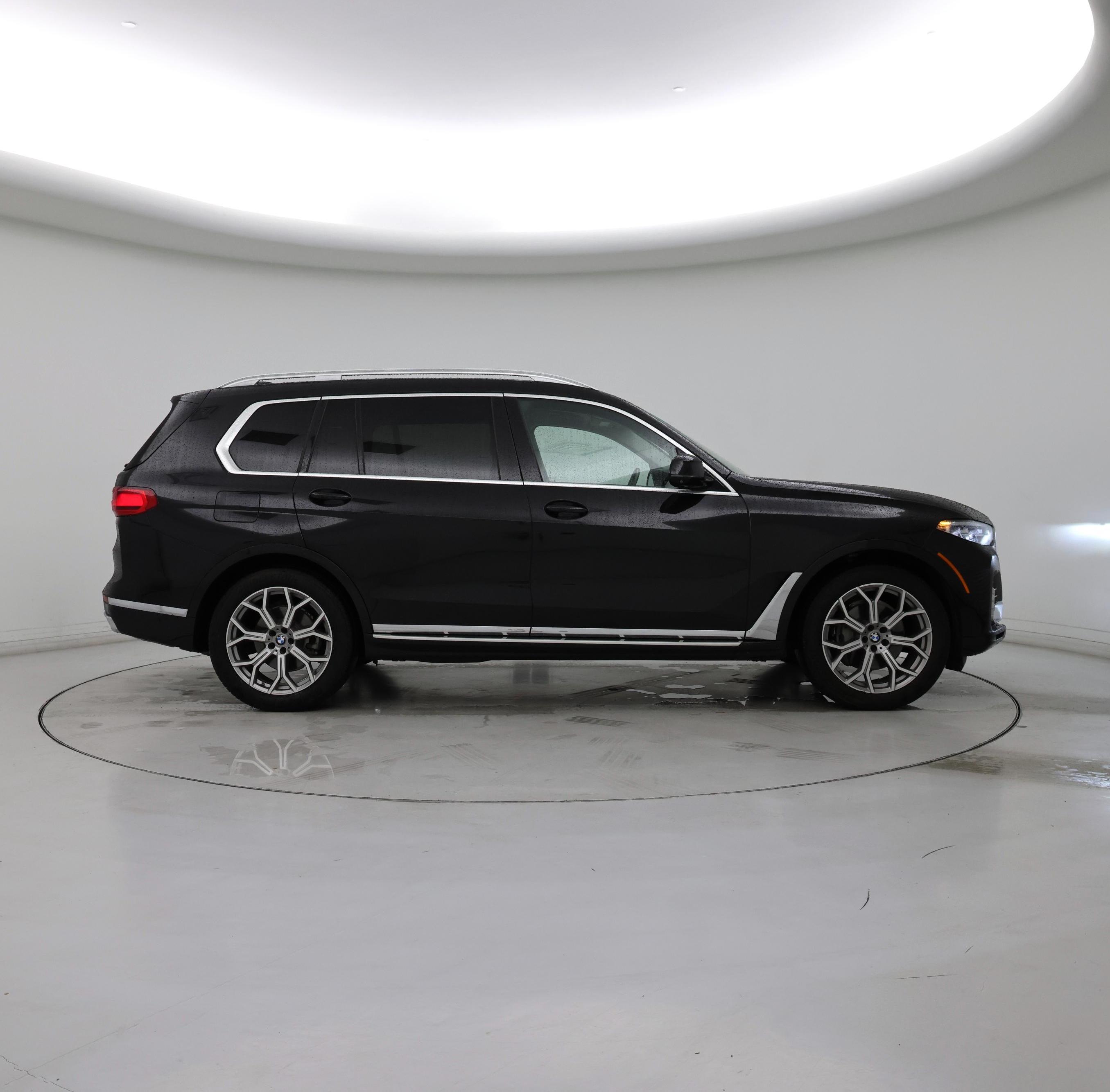 Thumbnail: 2019 BMW X7 - 7