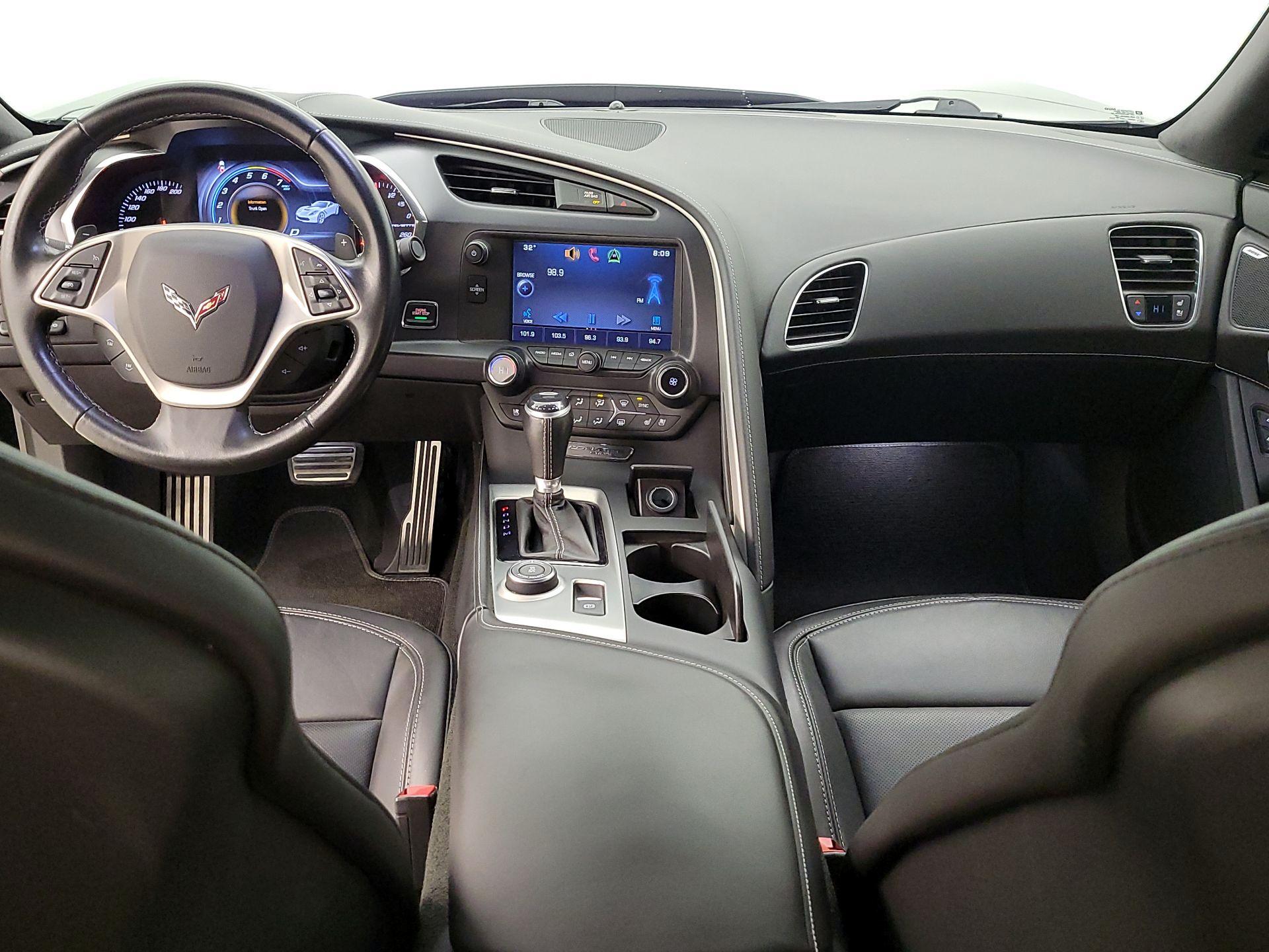 Thumbnail: 2015 Chevrolet Corvette - 9