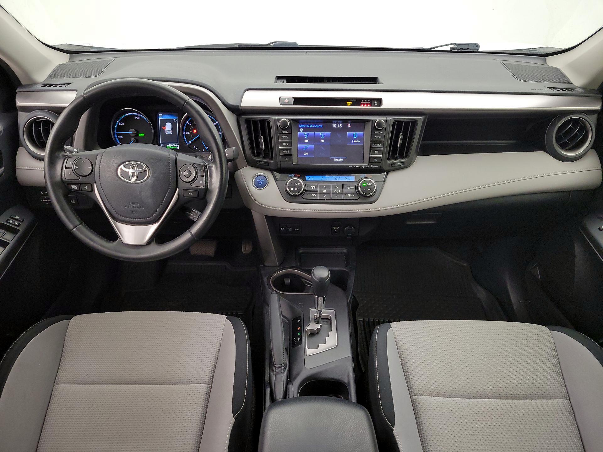 Thumbnail: 2017 Toyota RAV4 - 9