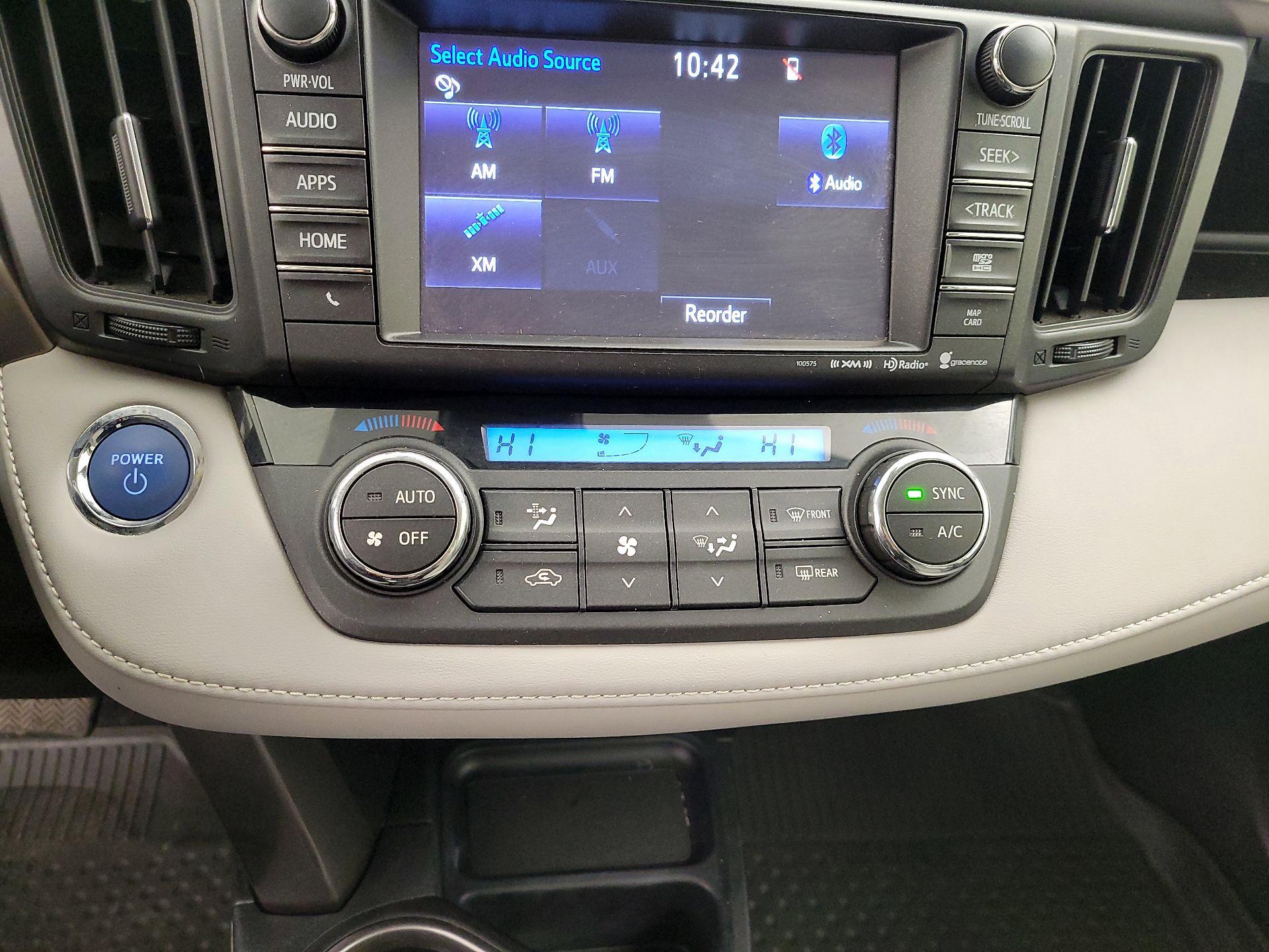 Thumbnail: 2017 Toyota RAV4 - 16