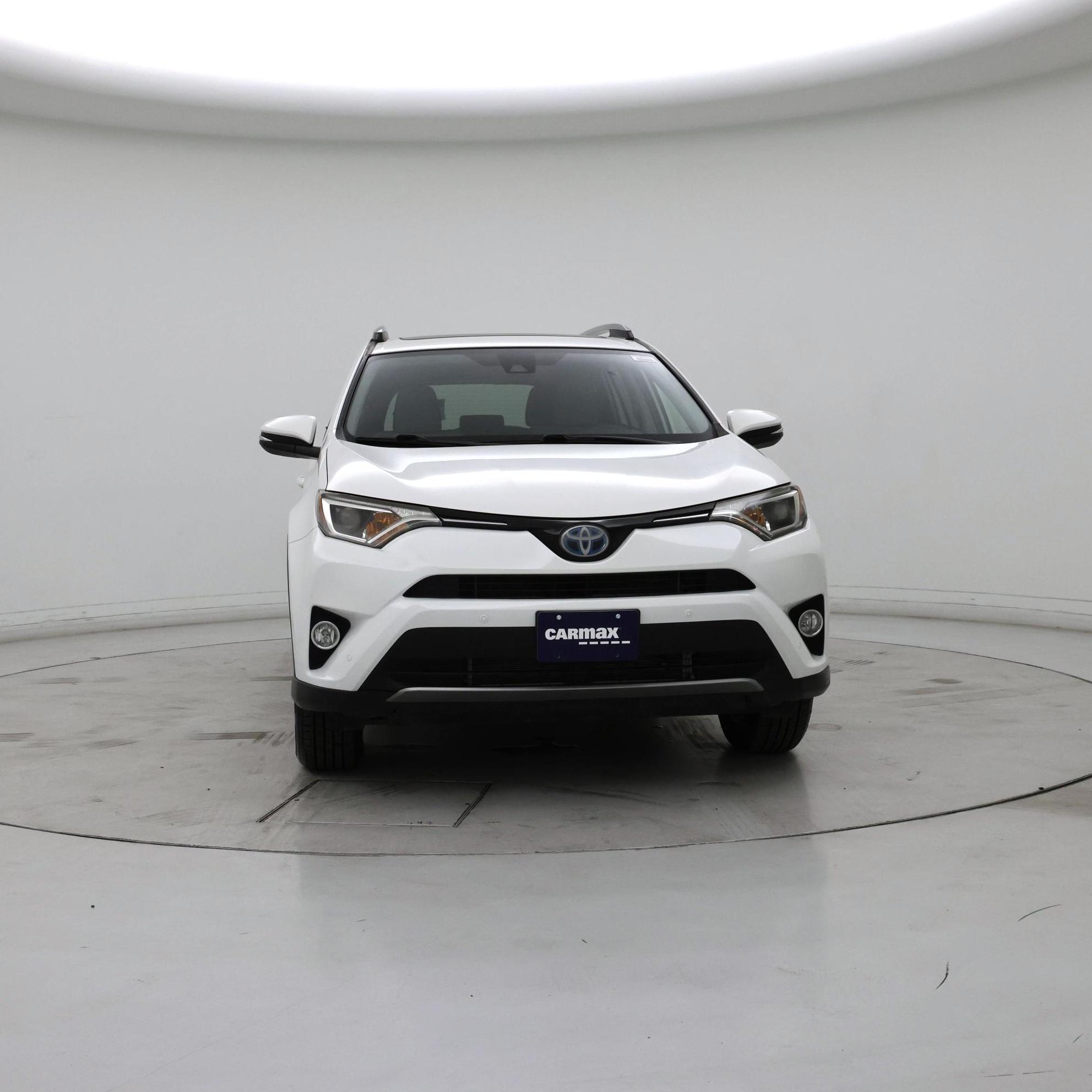Thumbnail: 2017 Toyota RAV4 - 5
