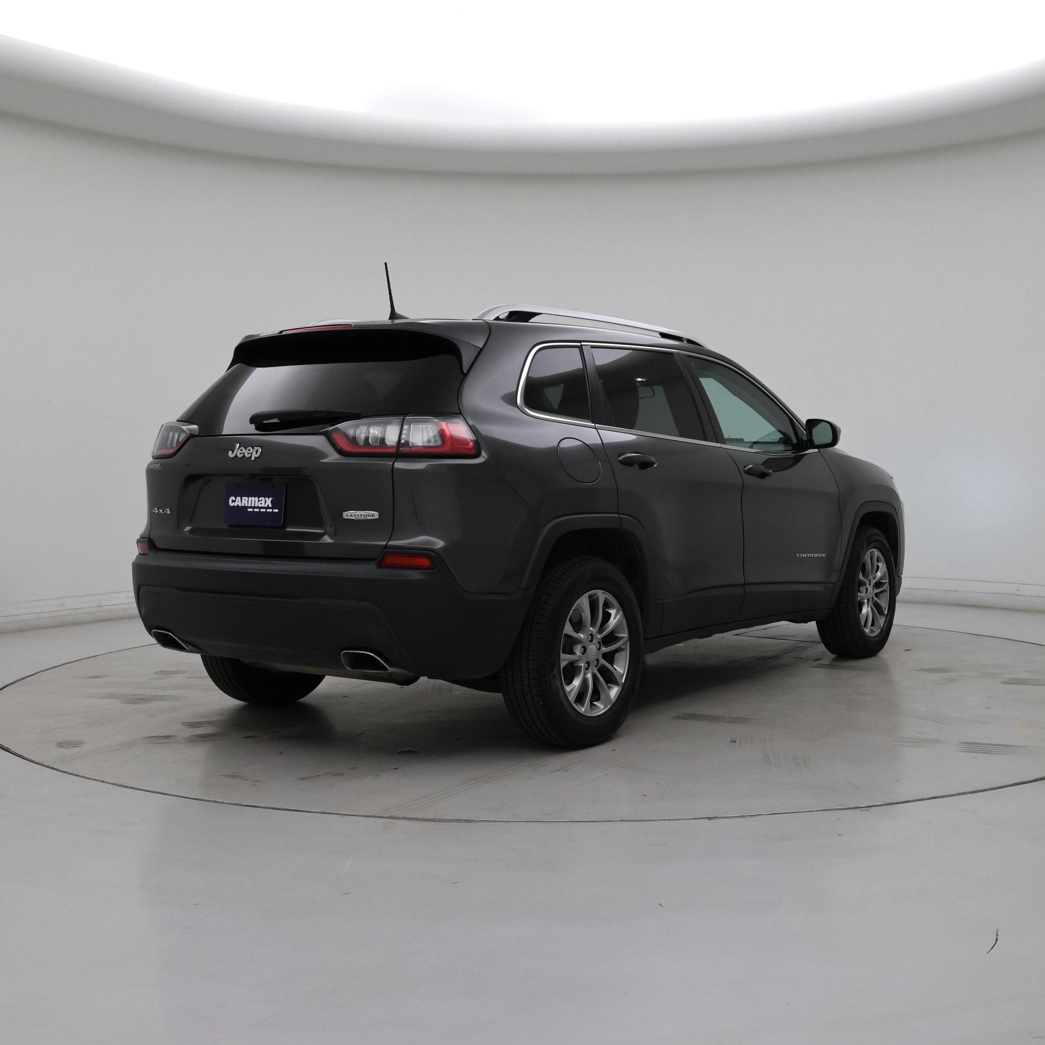 Thumbnail: 2019 Jeep Cherokee - 8