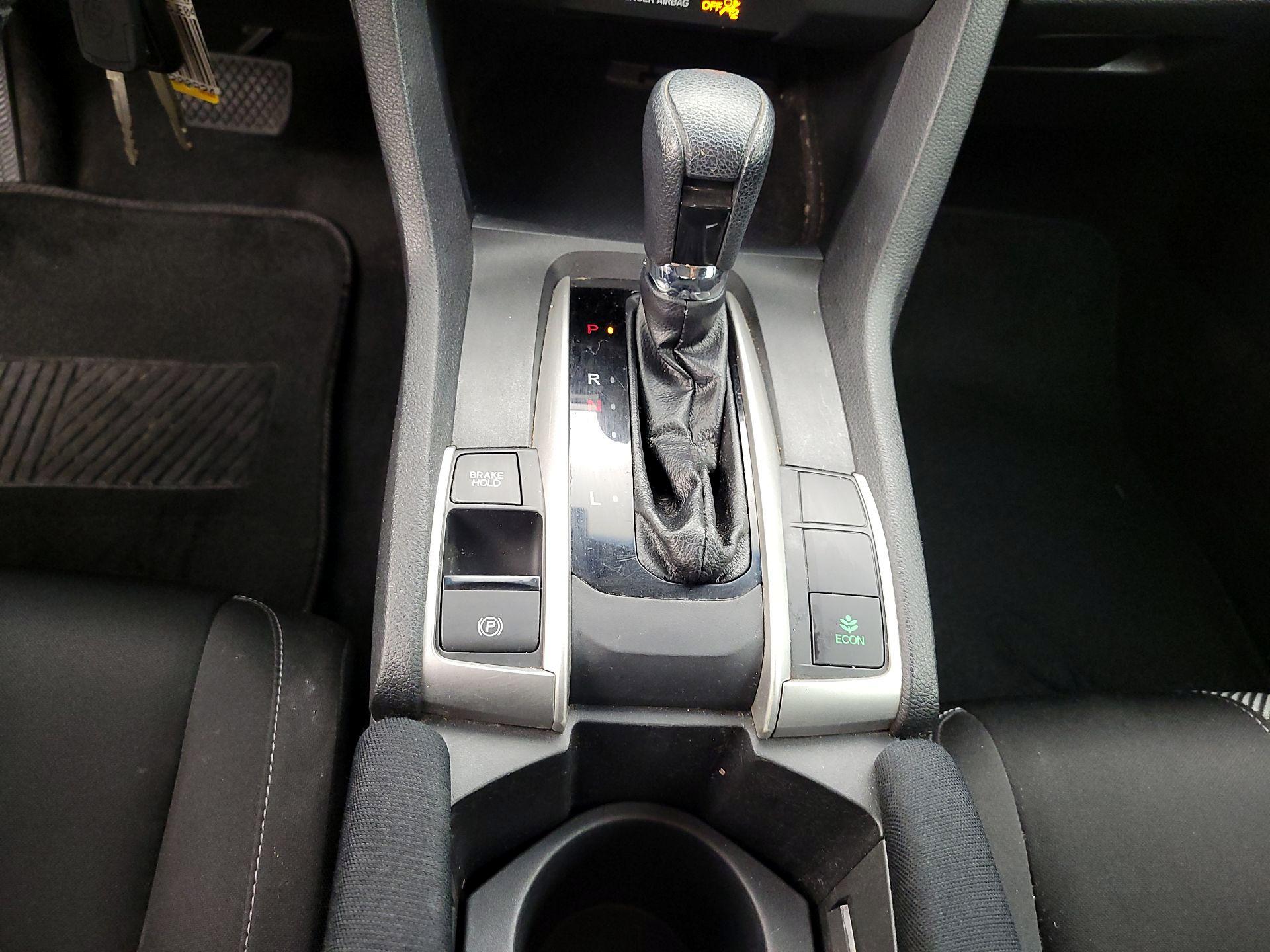 Thumbnail: 2018 Honda Civic - 17