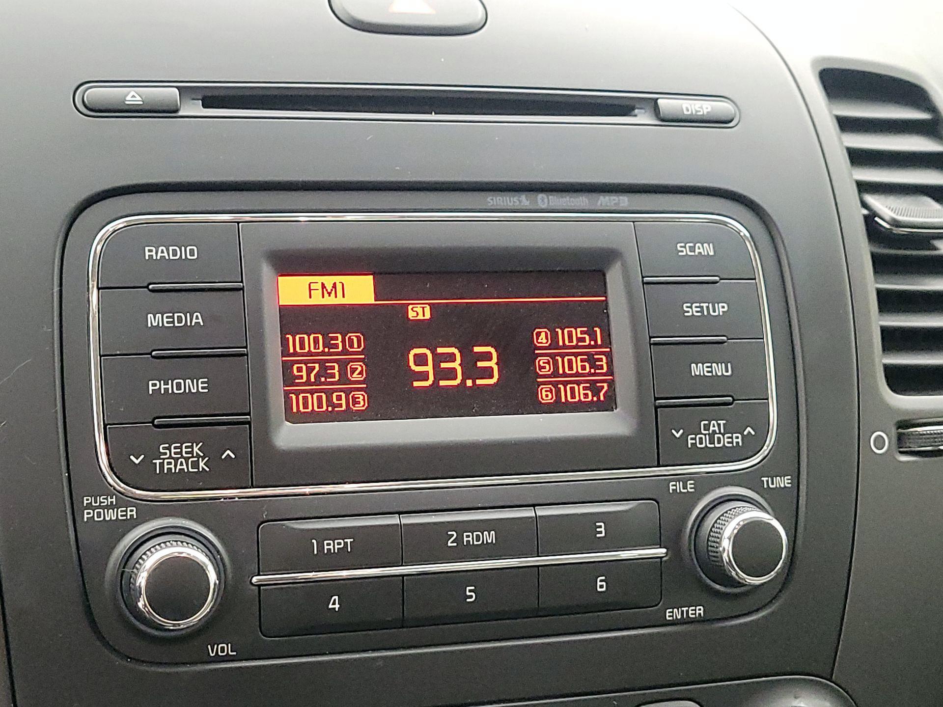 Thumbnail: 2015 Kia Forte - 14