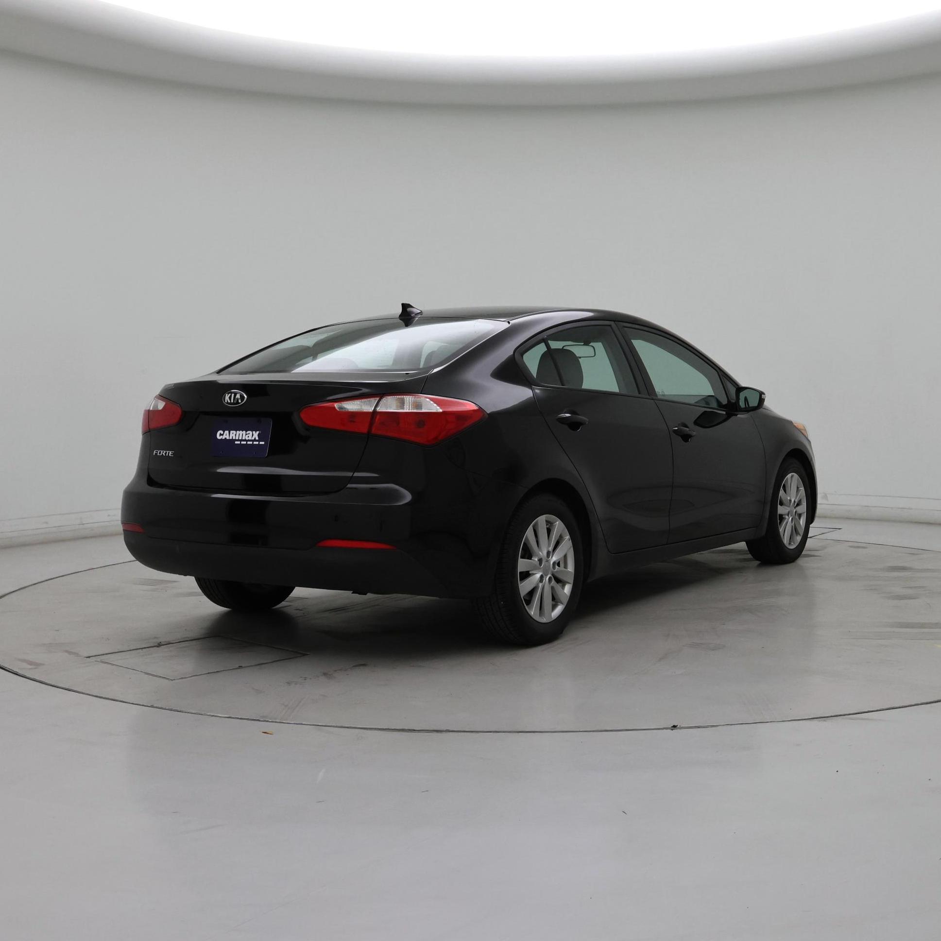 Thumbnail: 2015 Kia Forte - 8