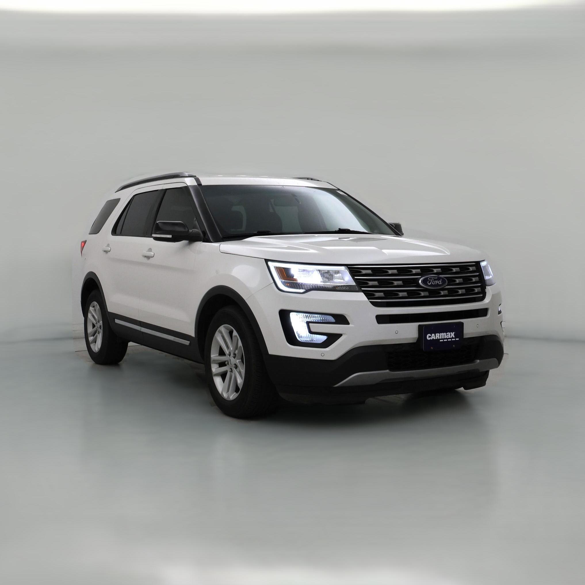 Thumbnail: 2016 Ford Explorer - 1