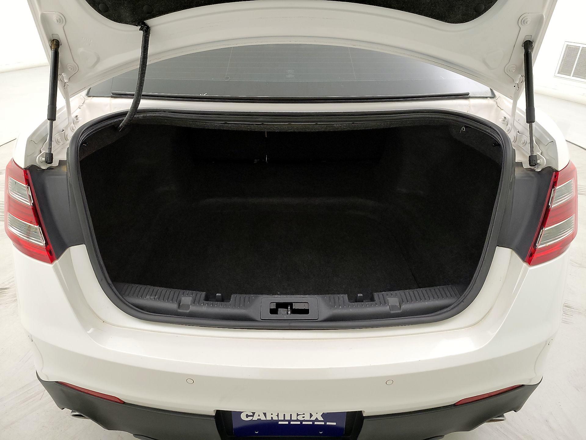 Thumbnail: 2014 Ford Taurus - 19