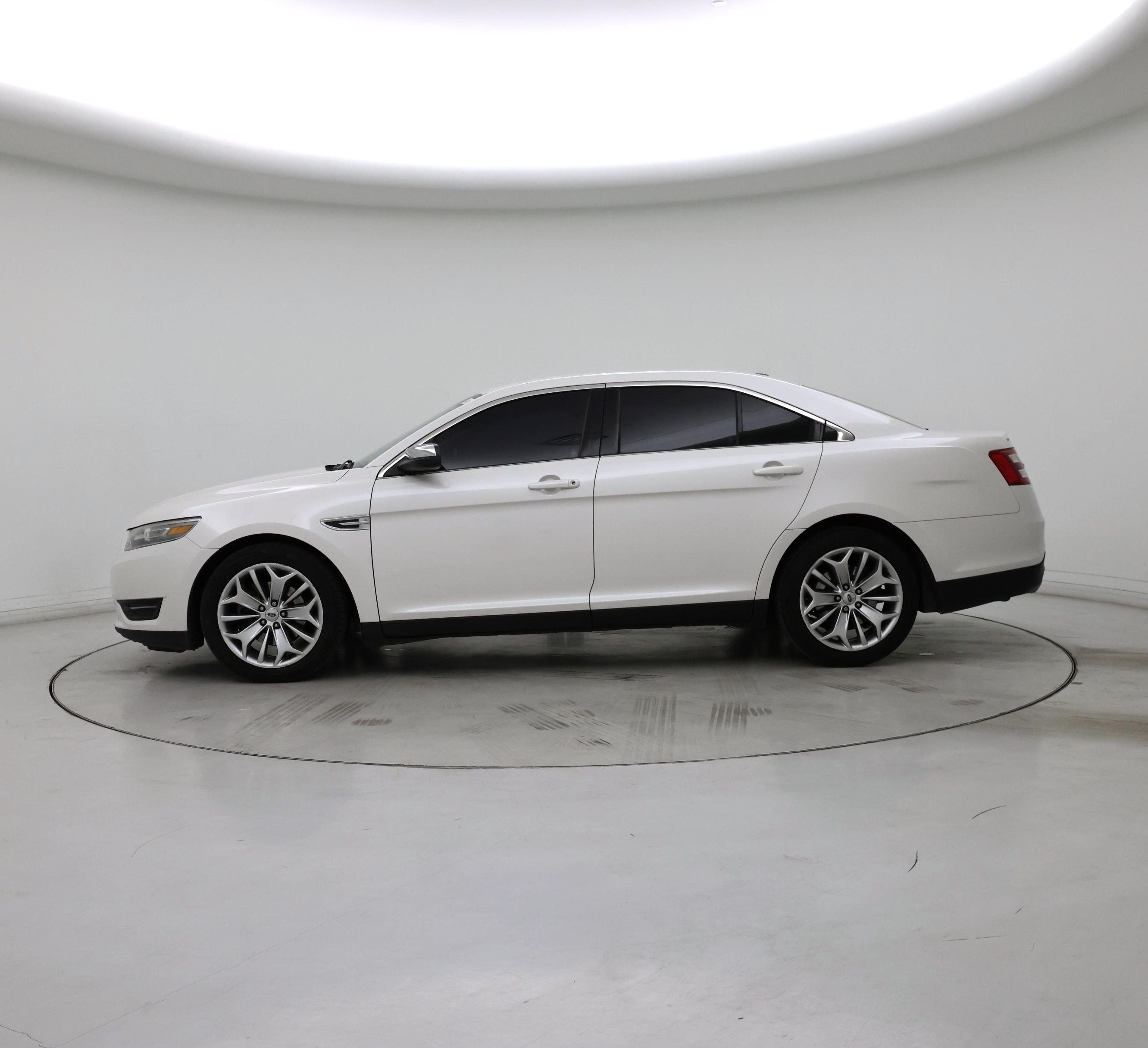 Thumbnail: 2014 Ford Taurus - 3