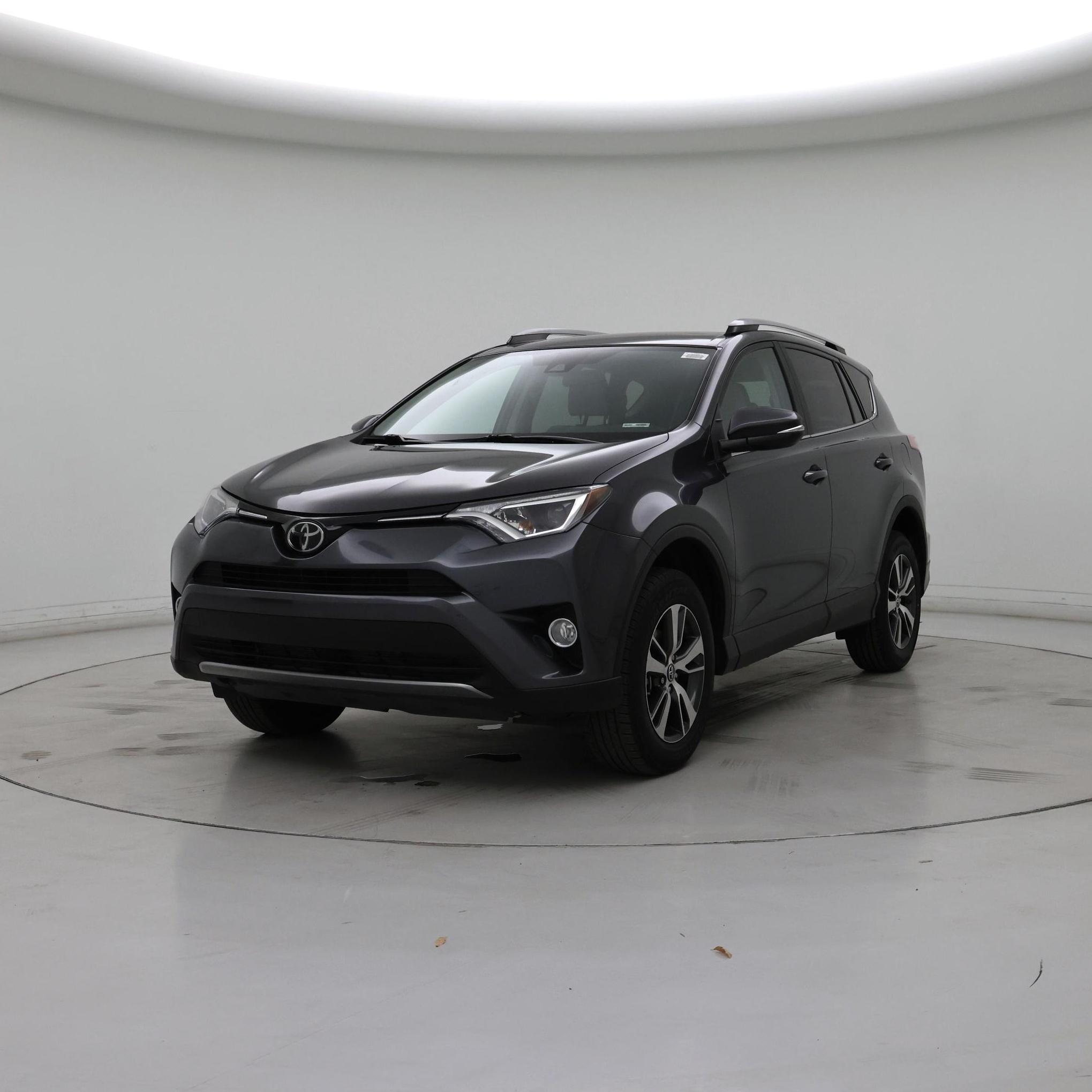 Thumbnail: 2017 Toyota RAV4 - 4