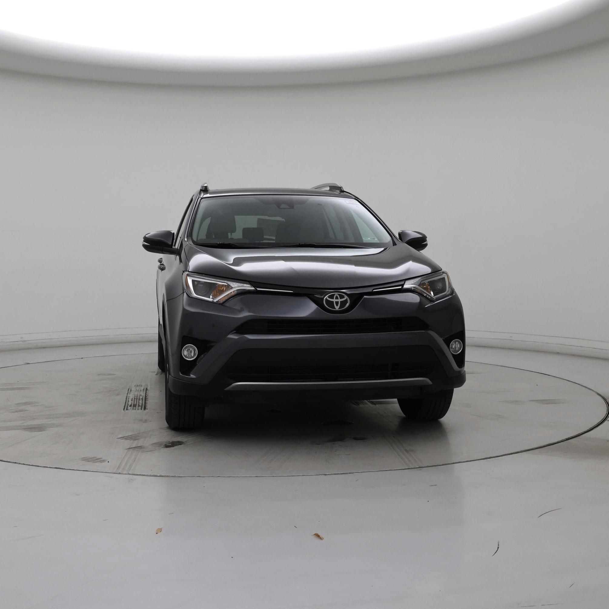Thumbnail: 2017 Toyota RAV4 - 5