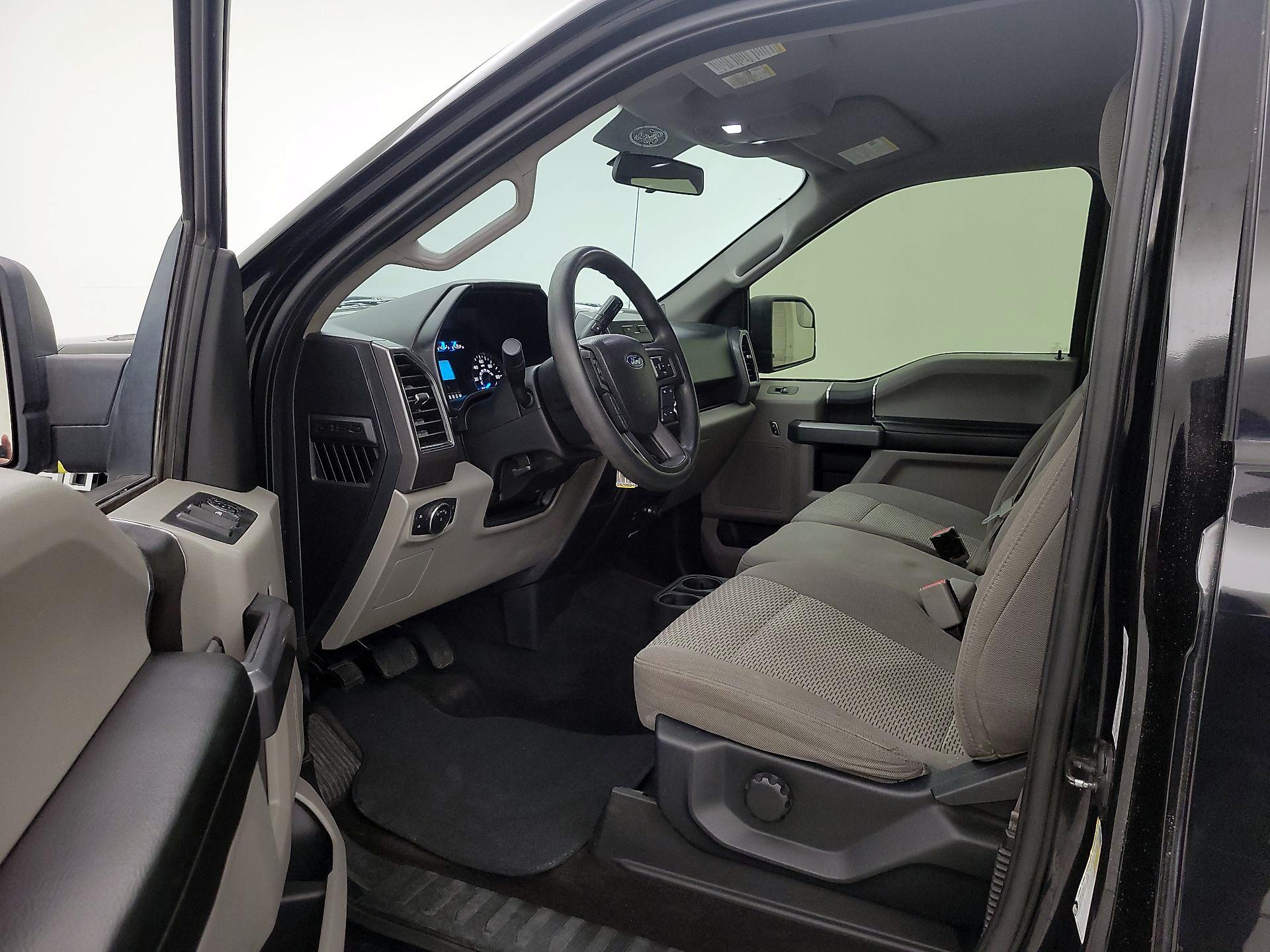 Thumbnail: 2017 Ford F-150 - 11