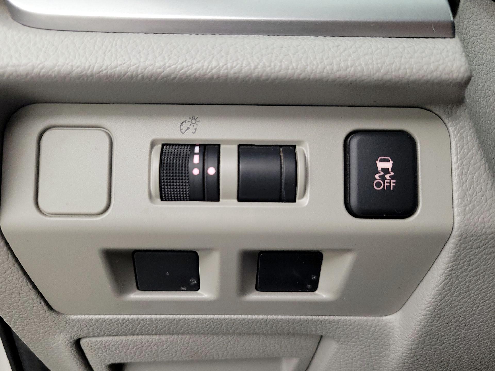 Thumbnail: 2018 Subaru Forester - 13