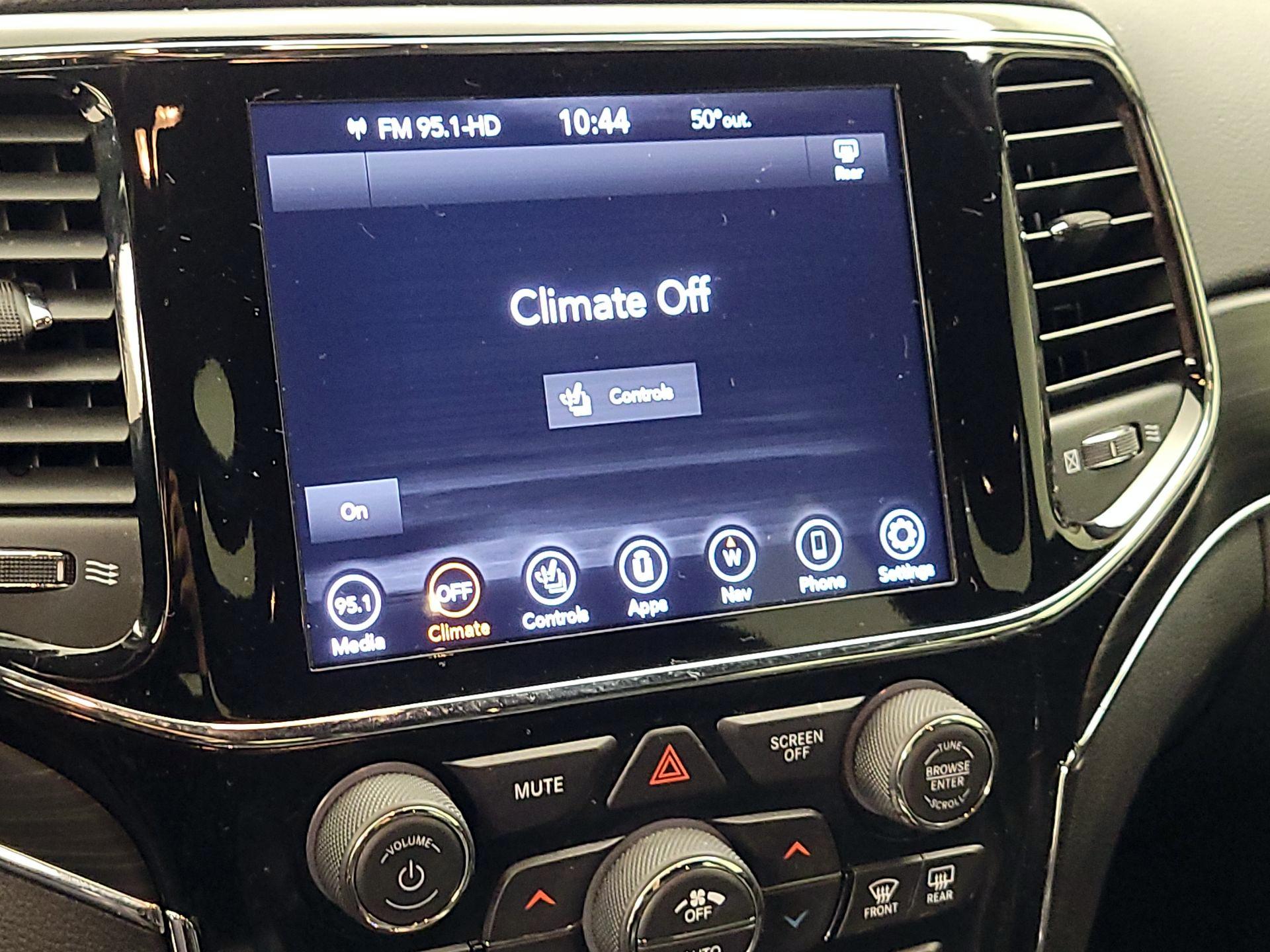 Thumbnail: 2021 Jeep Grand Cherokee - 15