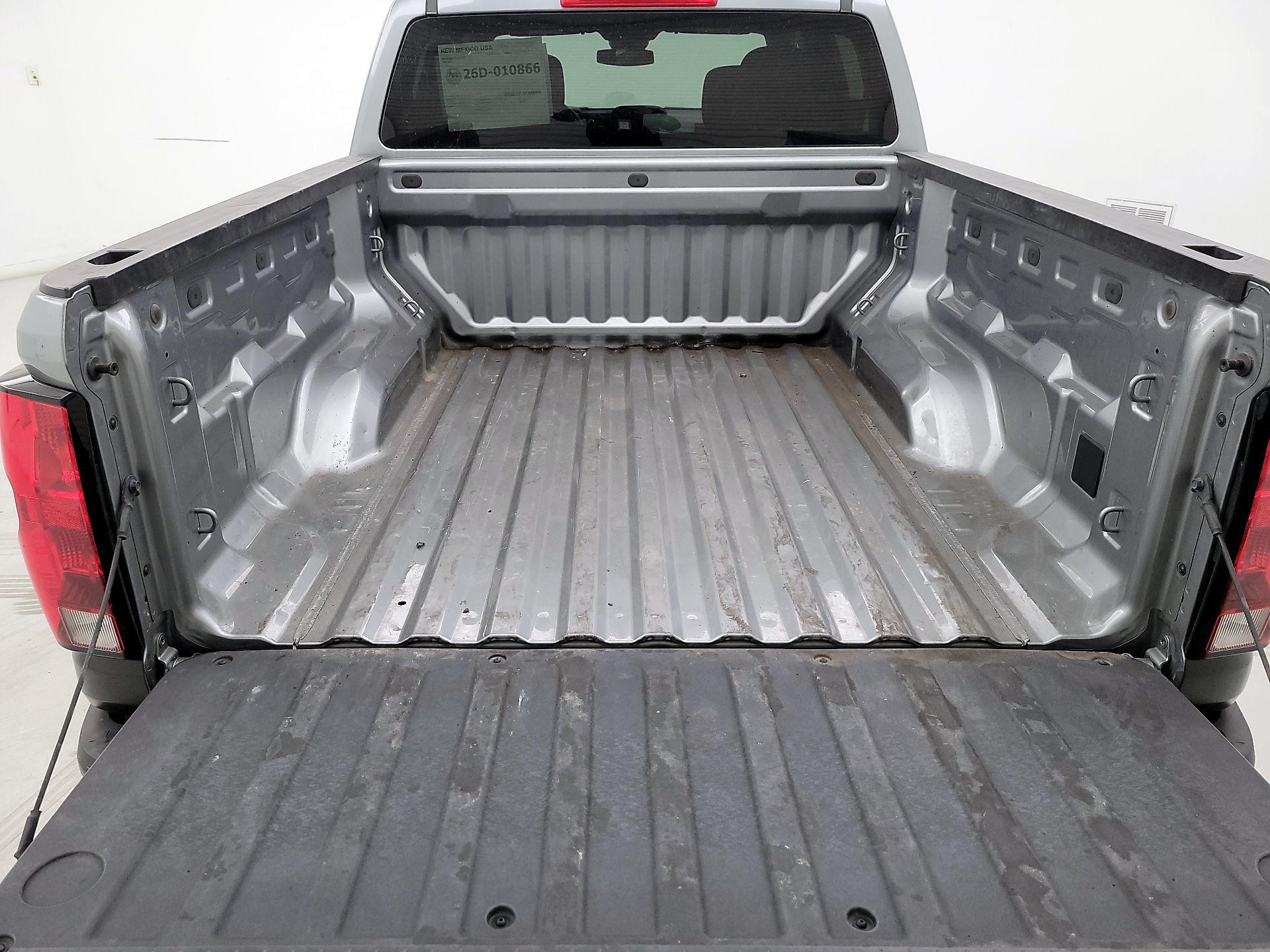 Thumbnail: 2023 Chevrolet Colorado - 19