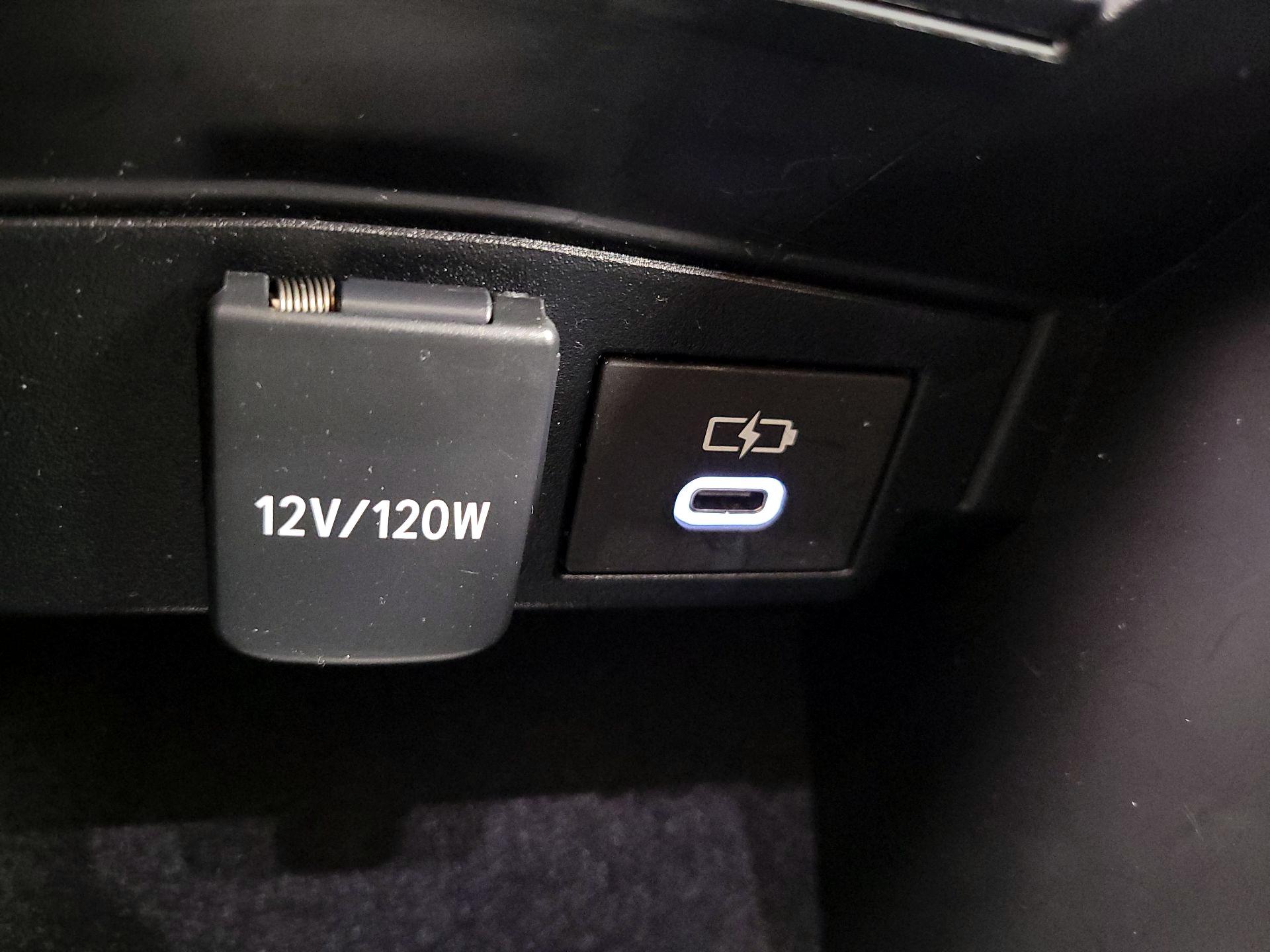 Thumbnail: 2024 Toyota Corolla - 18