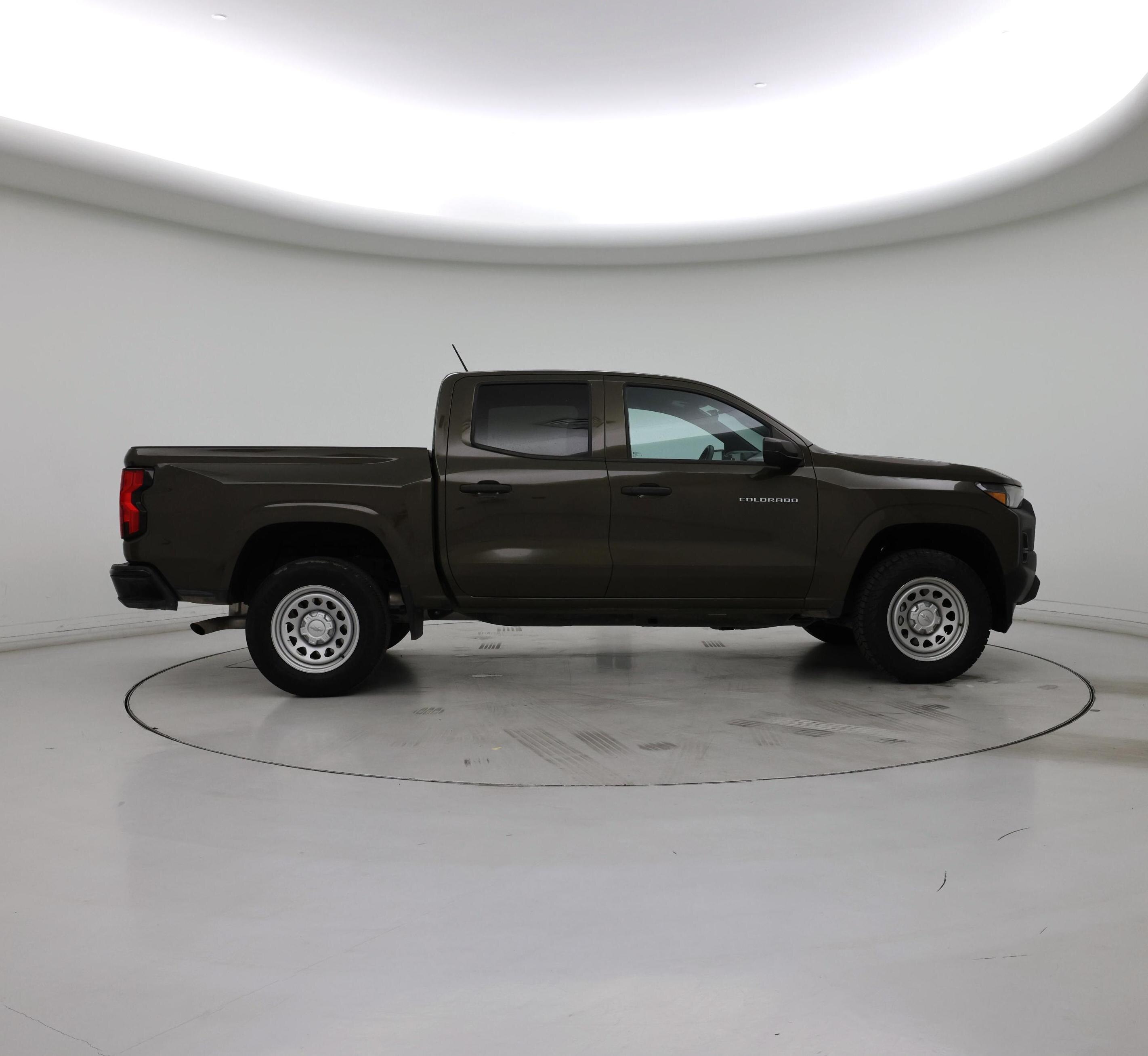 Thumbnail: 2023 Chevrolet Colorado - 7