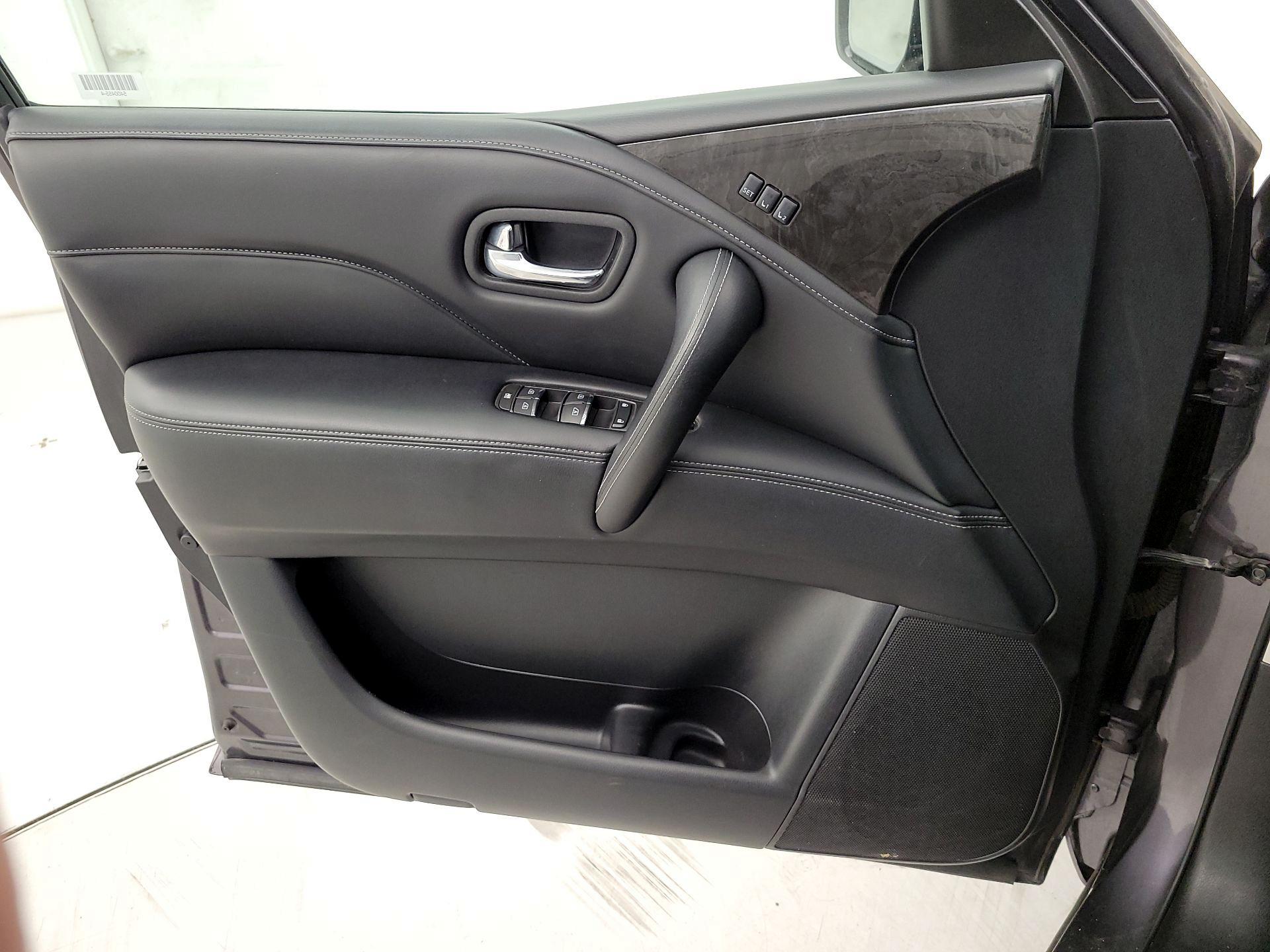 Thumbnail: 2024 INFINITI QX80 - 12