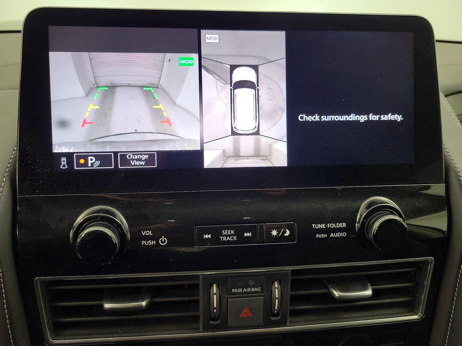 Thumbnail: 2024 INFINITI QX80 - 15