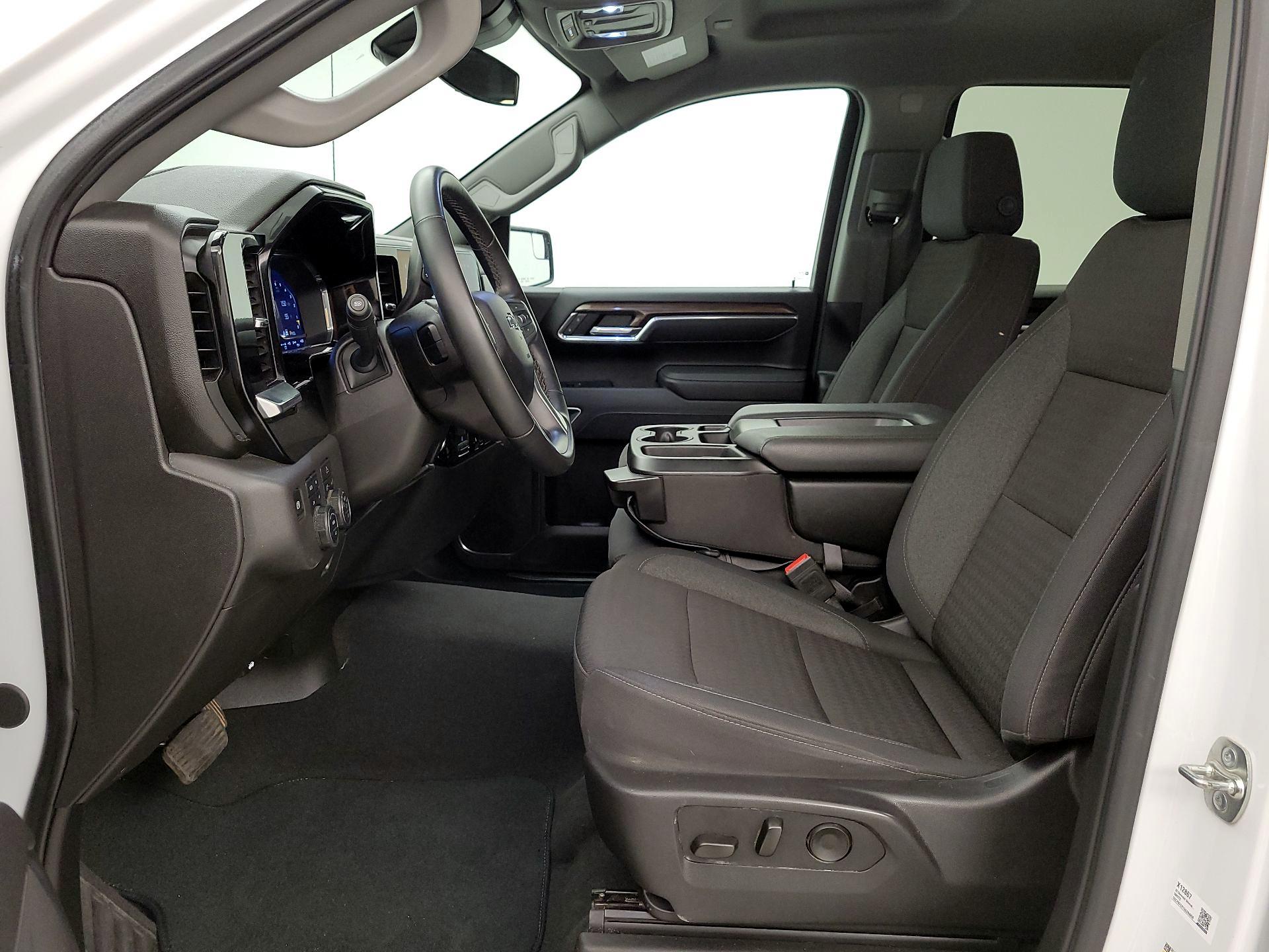 Thumbnail: 2025 Chevrolet Silverado 1500 - 11