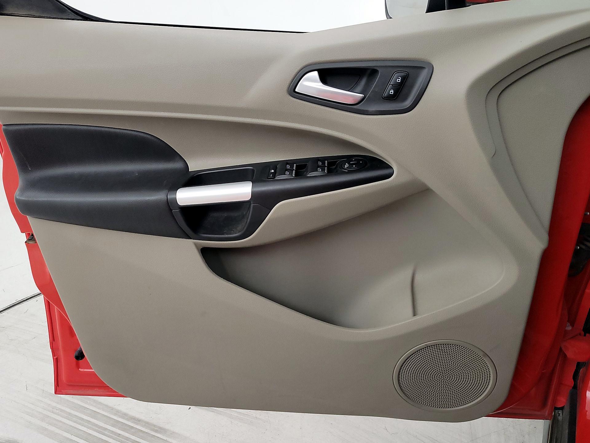 Thumbnail: 2015 Ford Transit Series - 12