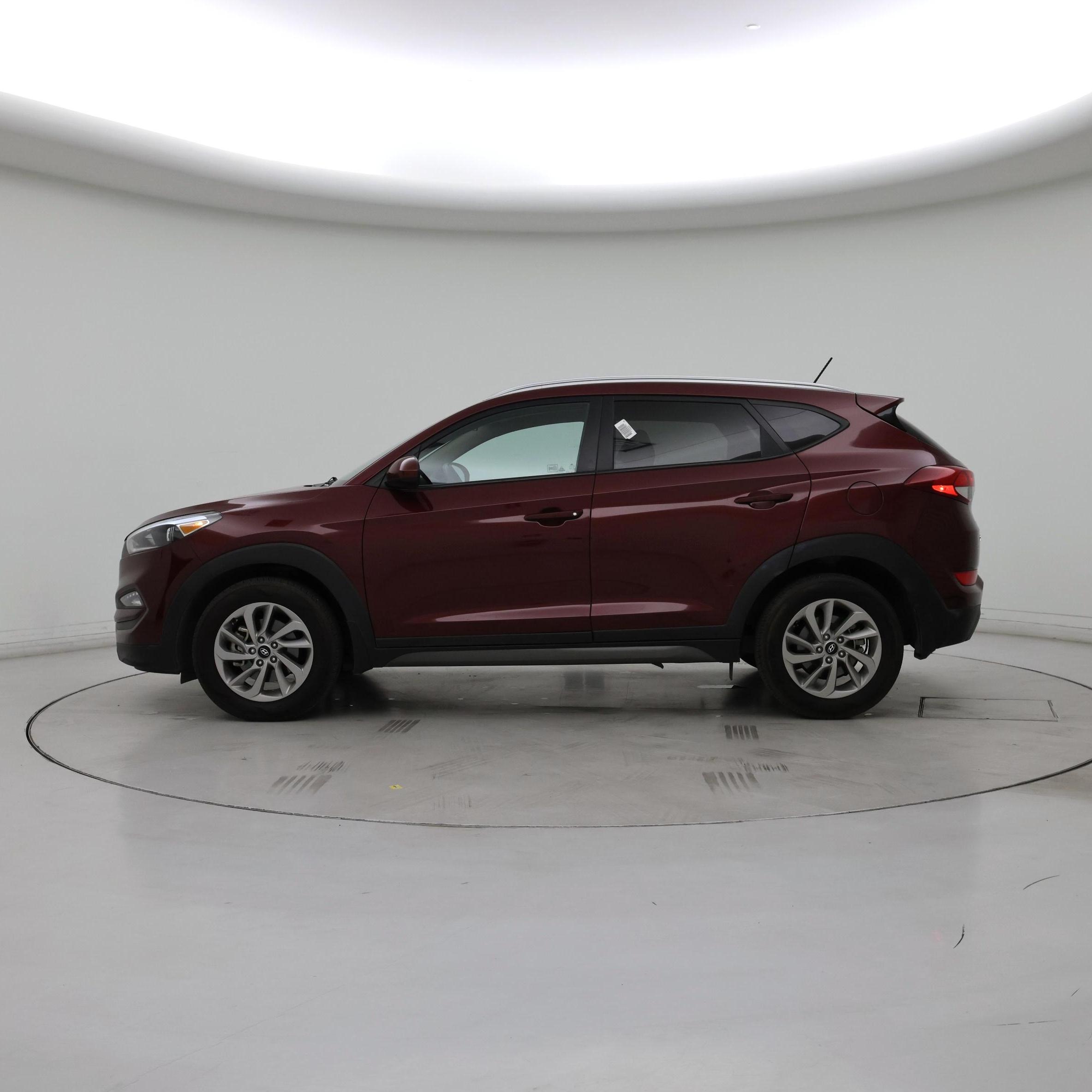 Thumbnail: 2016 Hyundai Tucson - 3