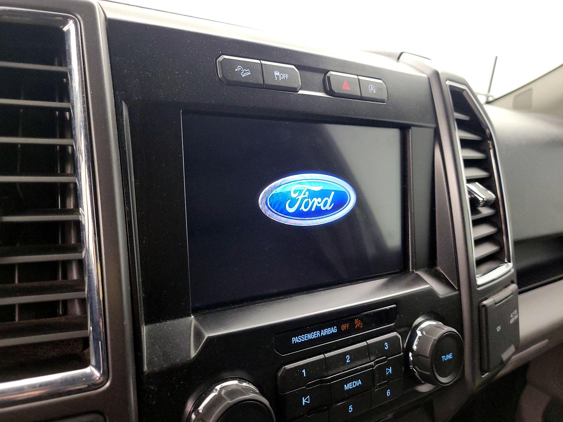 Thumbnail: 2016 Ford F-150 - 15