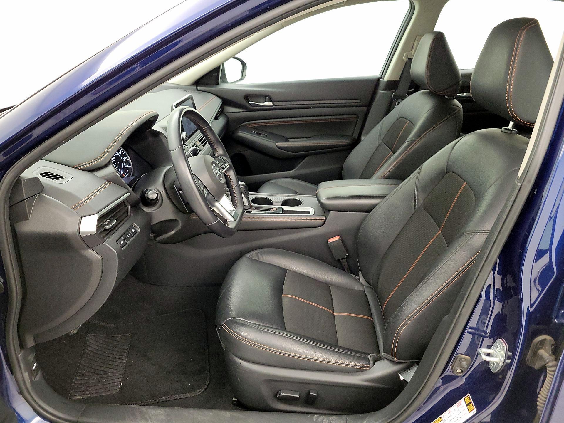 Thumbnail: 2020 Nissan Altima - 11