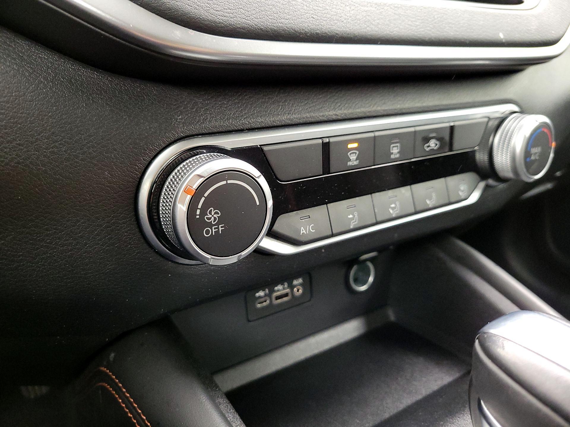 Thumbnail: 2020 Nissan Altima - 14