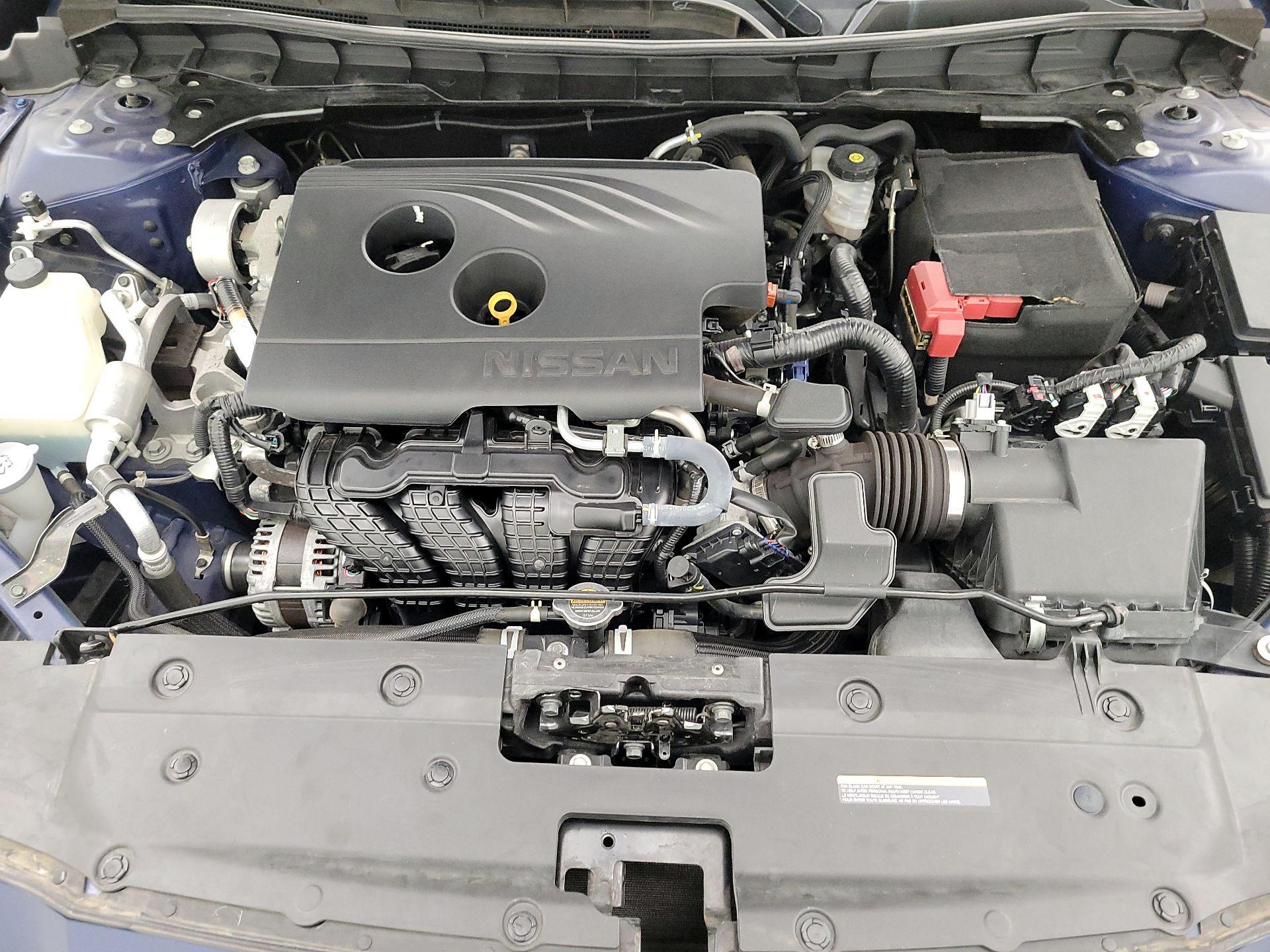 Thumbnail: 2020 Nissan Altima - 17