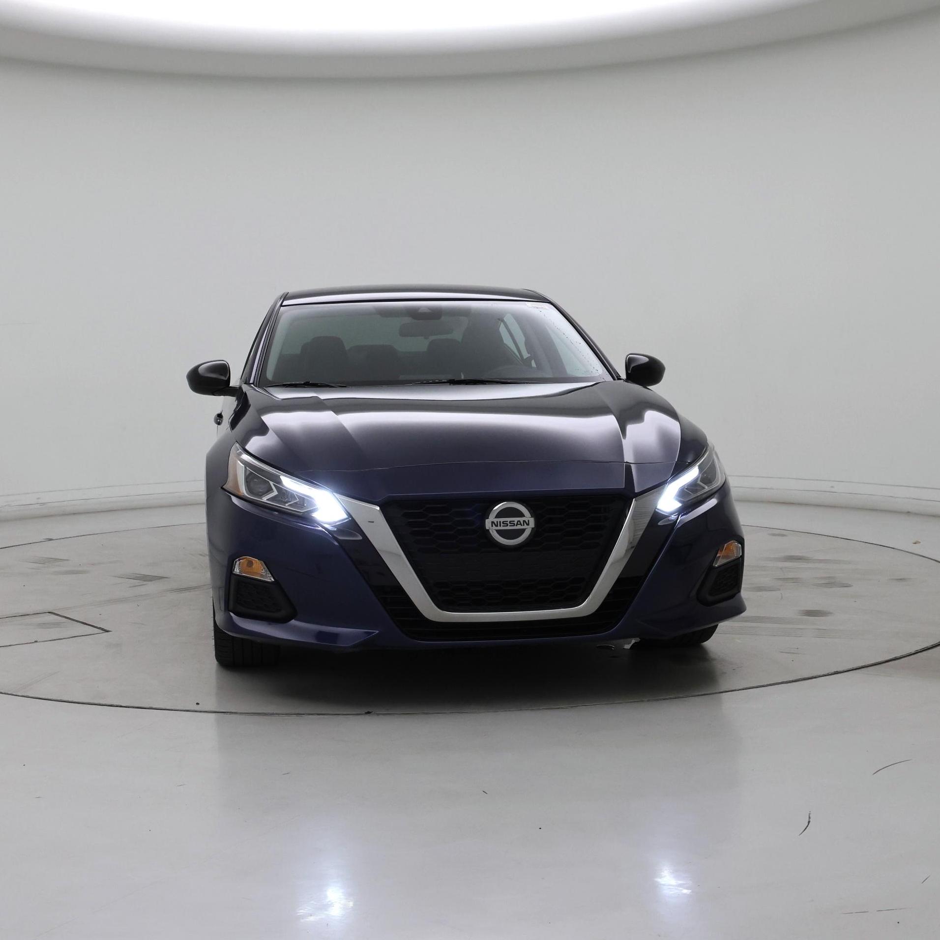 Thumbnail: 2020 Nissan Altima - 5