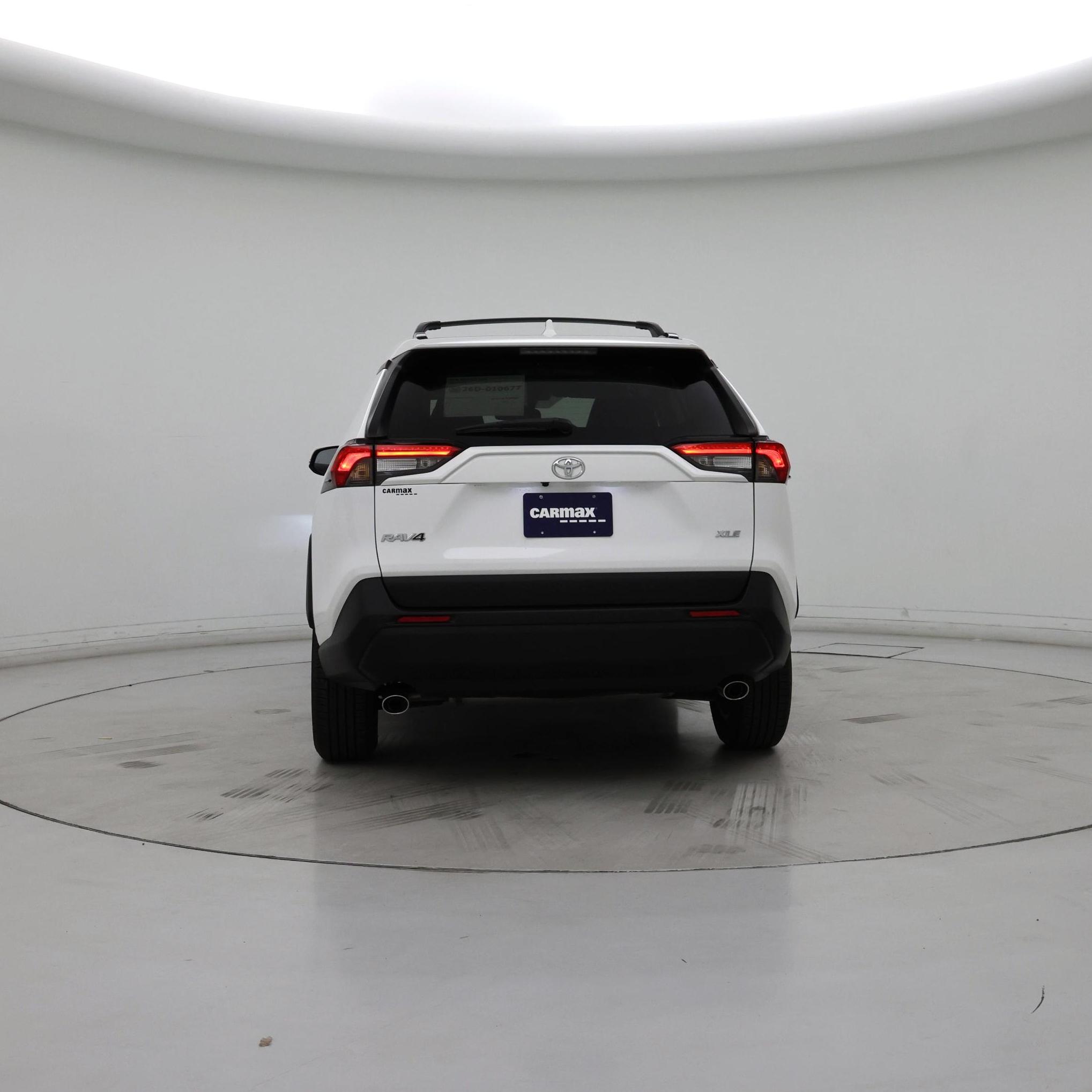 Thumbnail: 2022 Toyota RAV4 - 6