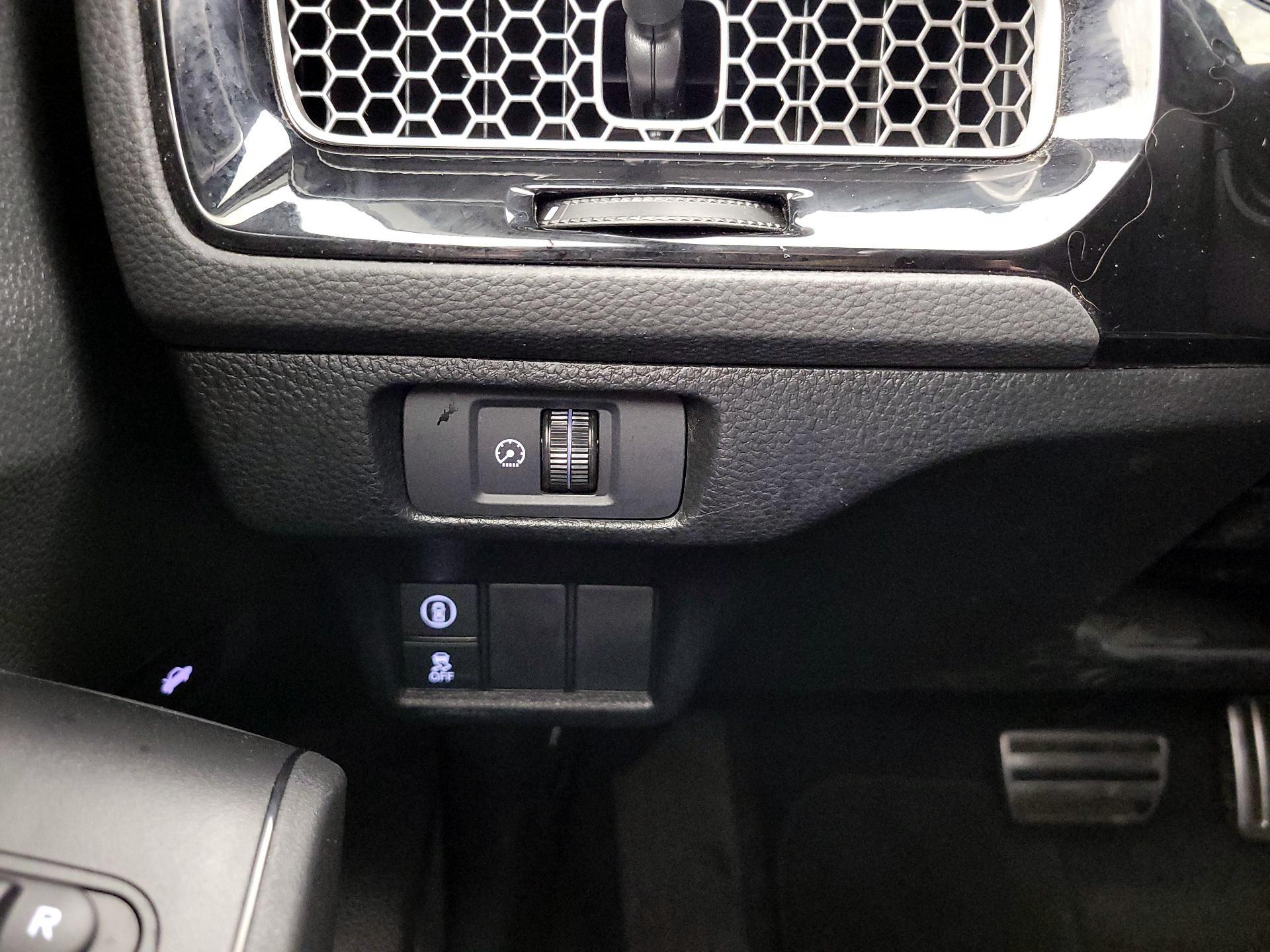 Thumbnail: 2024 Honda Civic - 13