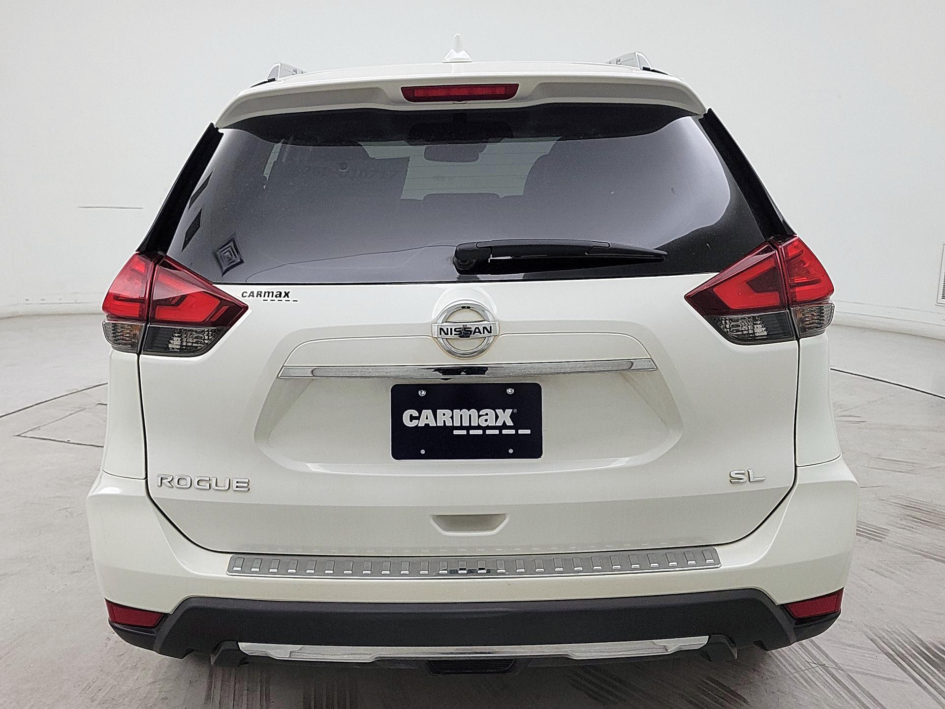 Thumbnail: 2017 Nissan Rogue - 6